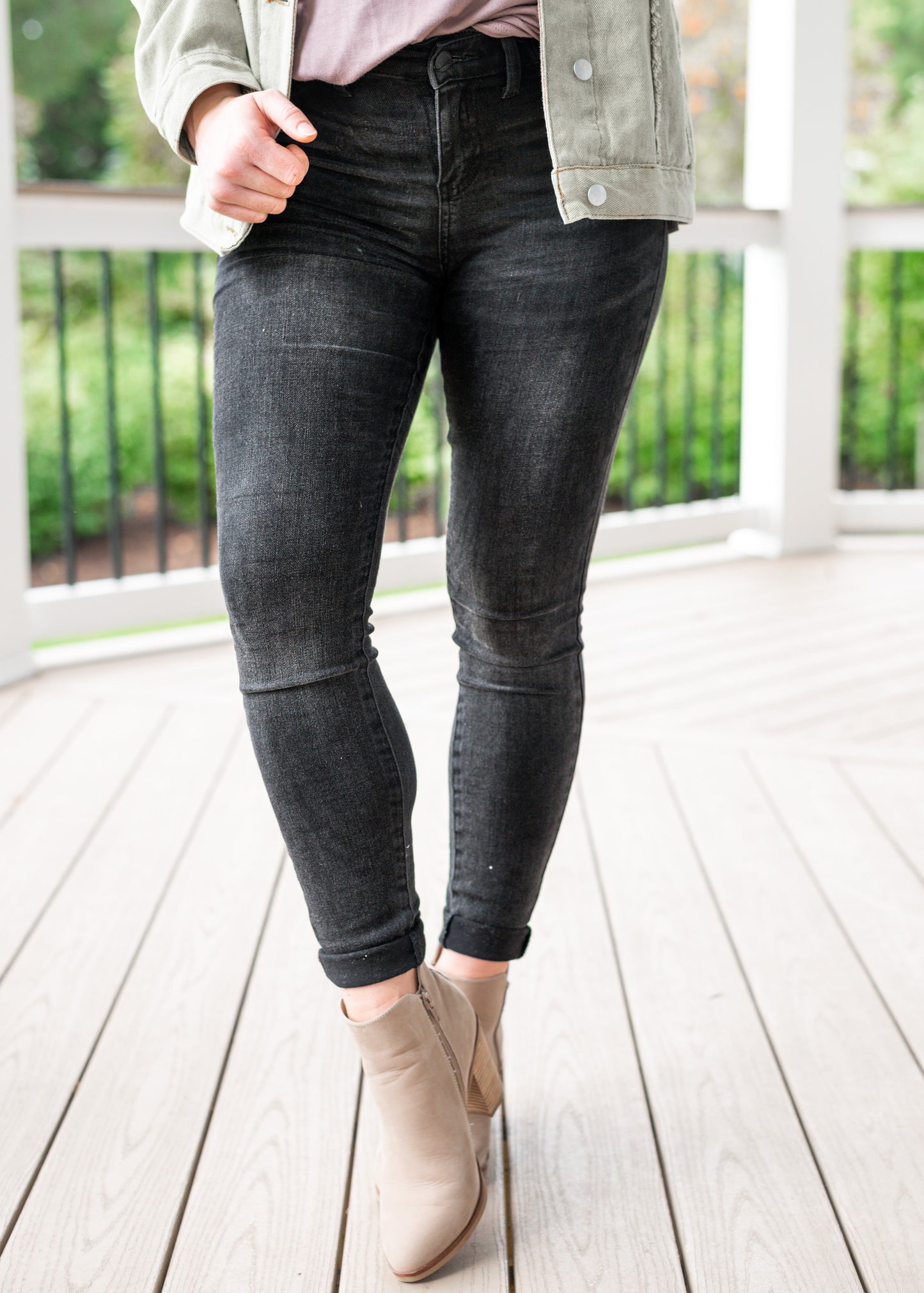 Judy Blue Maternity Non-Distressed Black Skinny Jeans