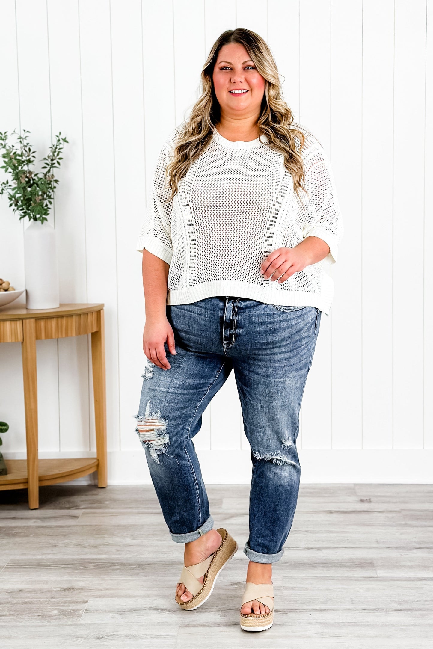Judy Blue Here Comes The Sun Medium Wash High Rise Distressed Relaxed Fit Jeans