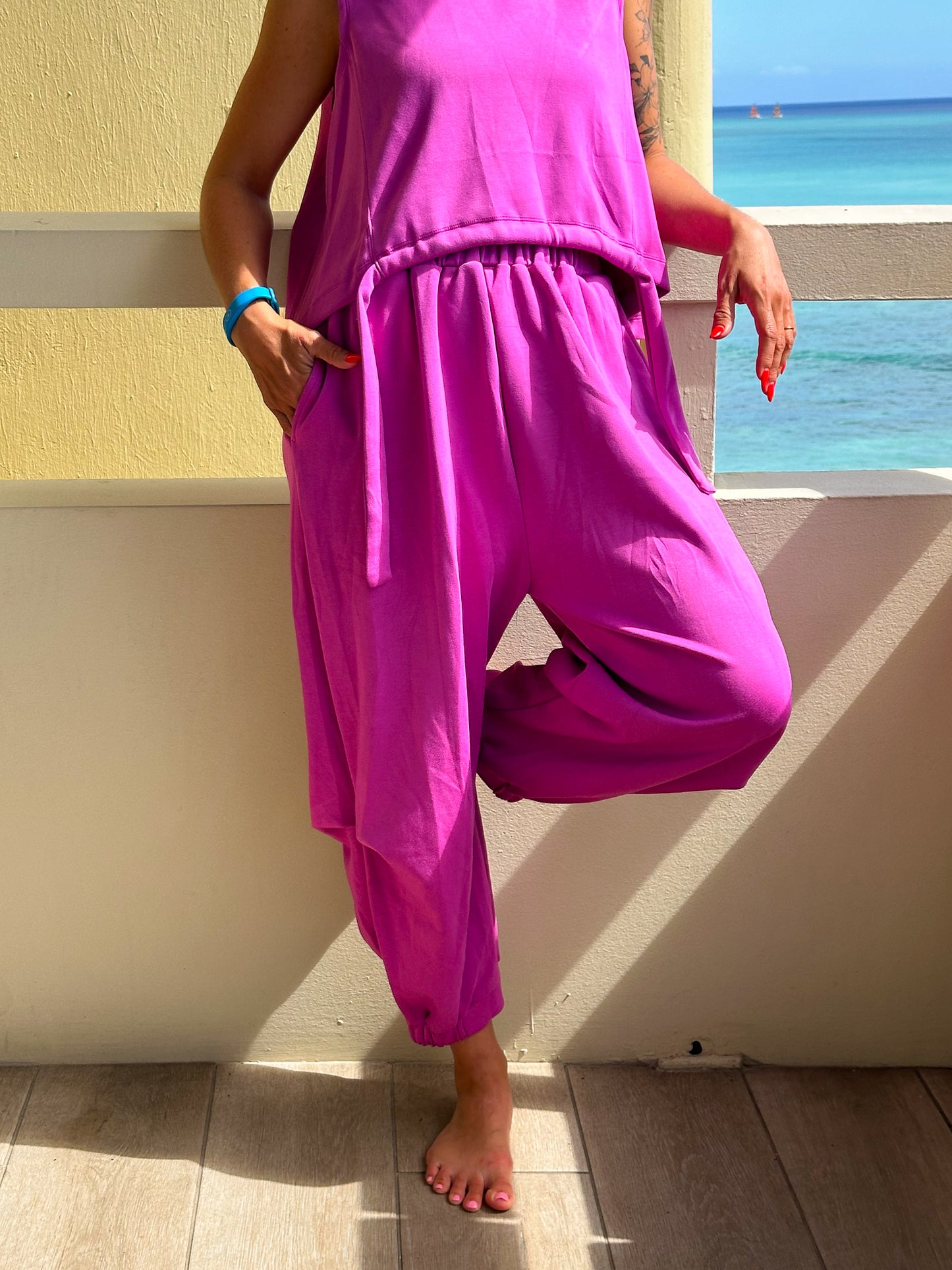 Plus/Reg Sleeveless Cinch Waist Top and Pants Set
