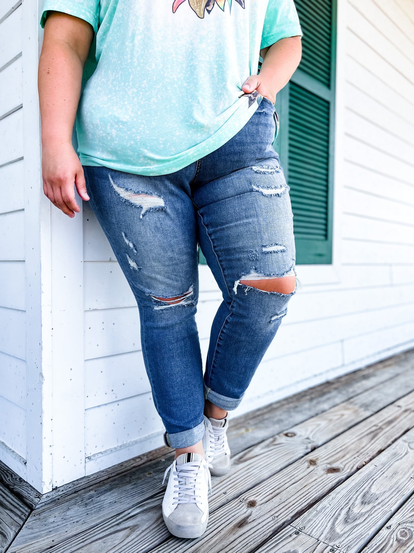 Judy Blue Boy Toy Light Wash High Rise Cuffed Boyfriend Distressed Jeans