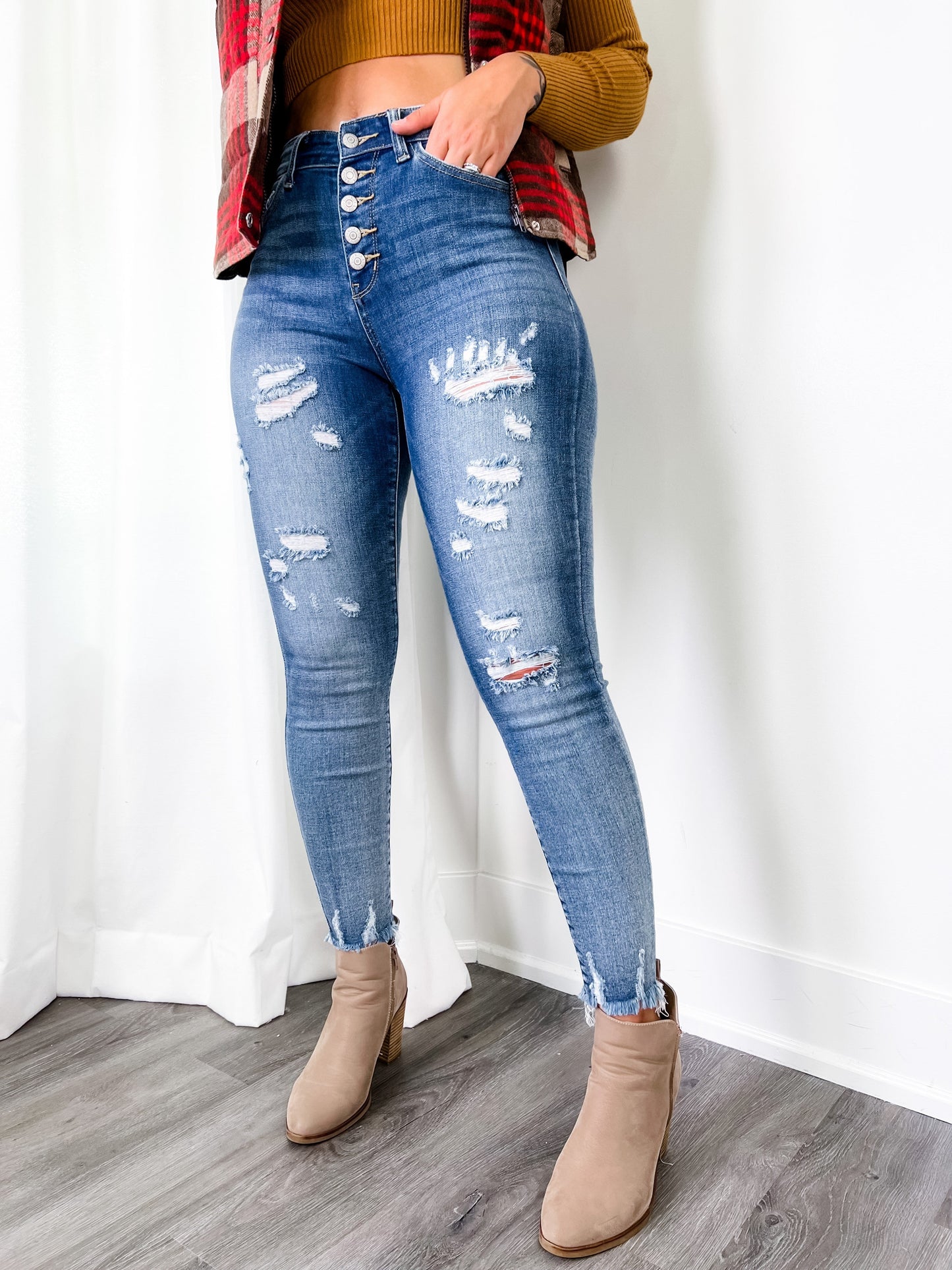Judy Blue Wish Upon a Star Medium Wash Distressed Skinny Button Fly Jeans