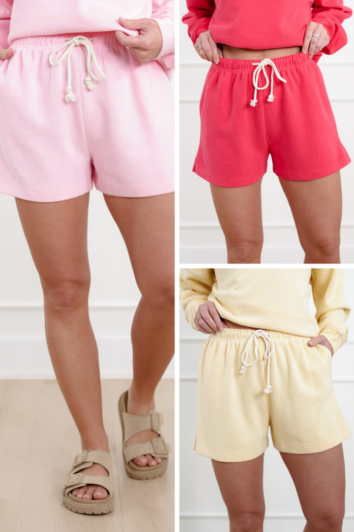 Knit Elastic Waist Shorts with Side Pockets