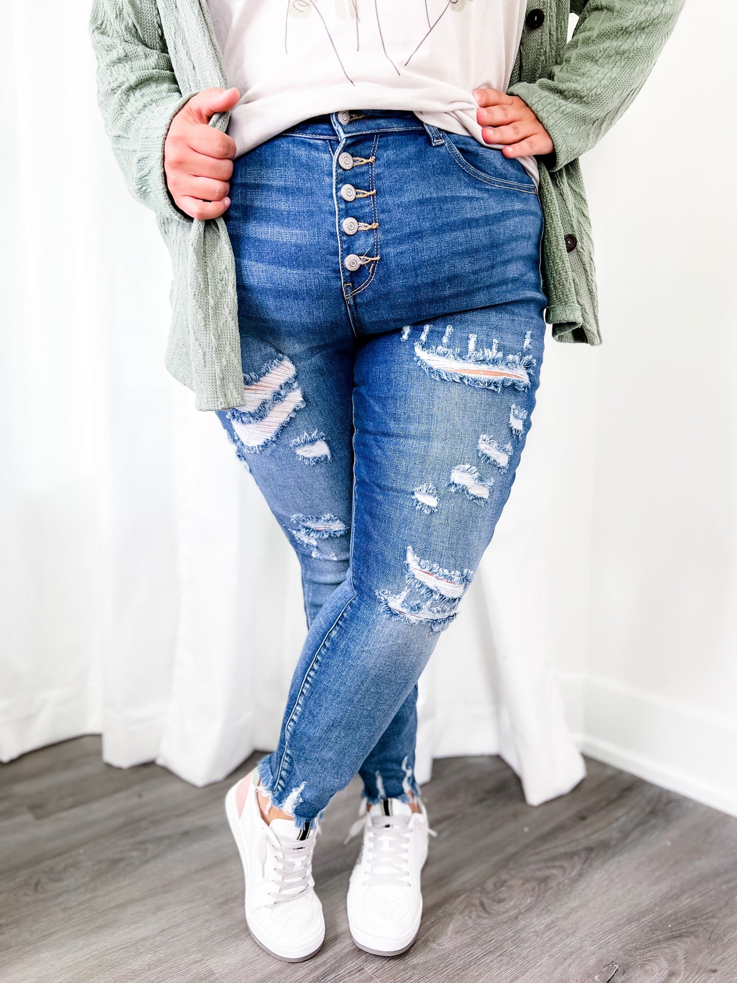 Judy Blue Wish Upon a Star Medium Wash Distressed Skinny Button Fly Jeans