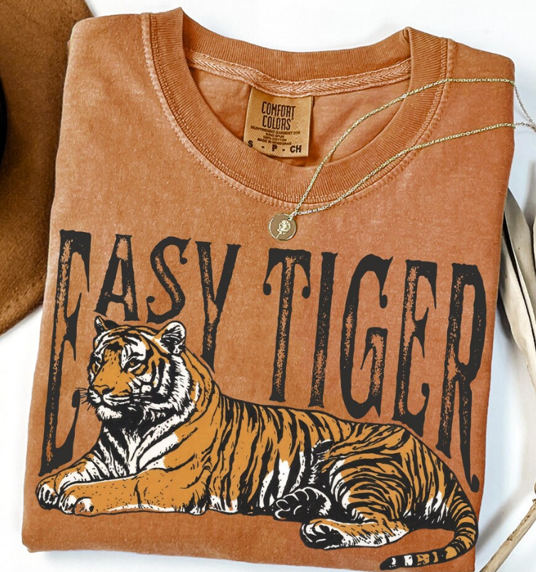 Plus/Reg Short Sleeve Easy Tiger Graphic Tee
