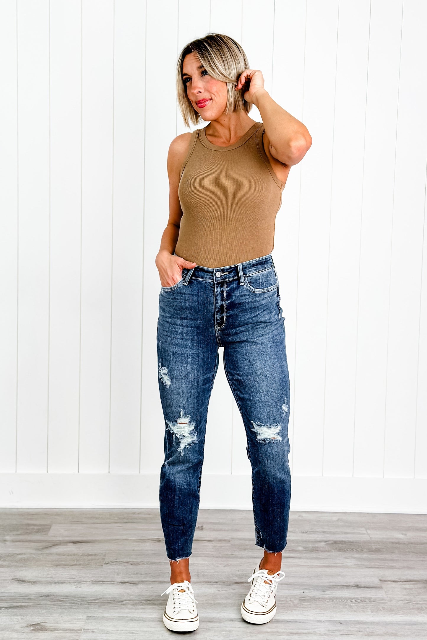 Judy Blue Here Comes The Sun Medium Wash High Rise Distressed Relaxed Fit Jeans