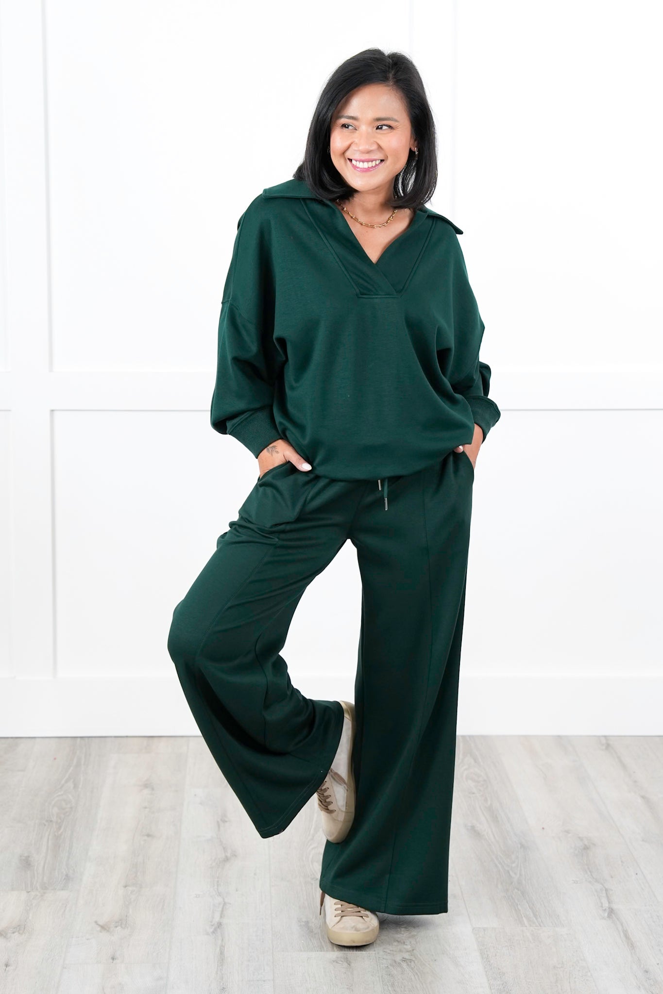 Plus/Reg Solid Soft Knit Elastic Waist Relaxed Pants with Side Pockets