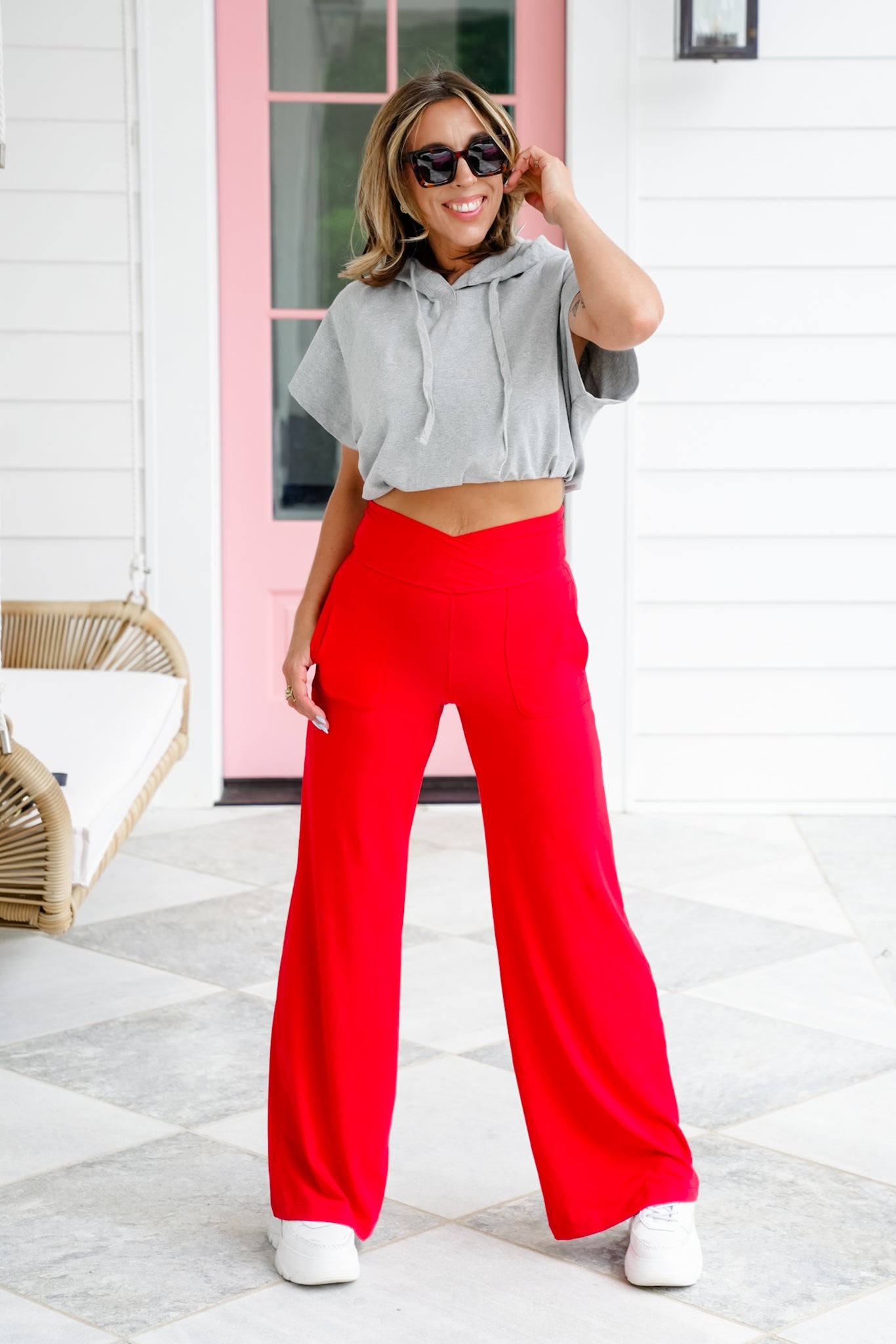 Plus/Reg Solid Elastic V Waist Wide Leg Pants