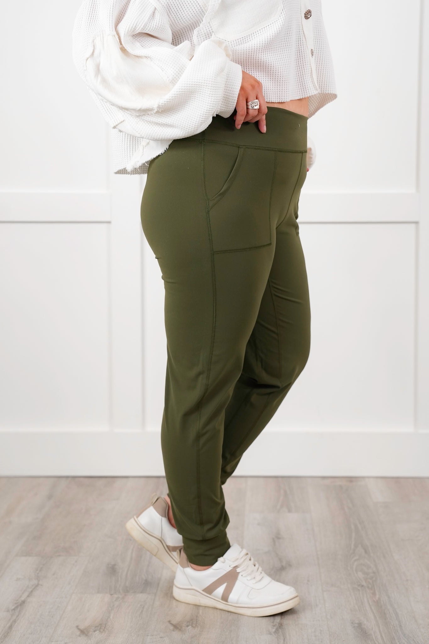 Plus/Reg Solid Elastic High Waisted Joggers