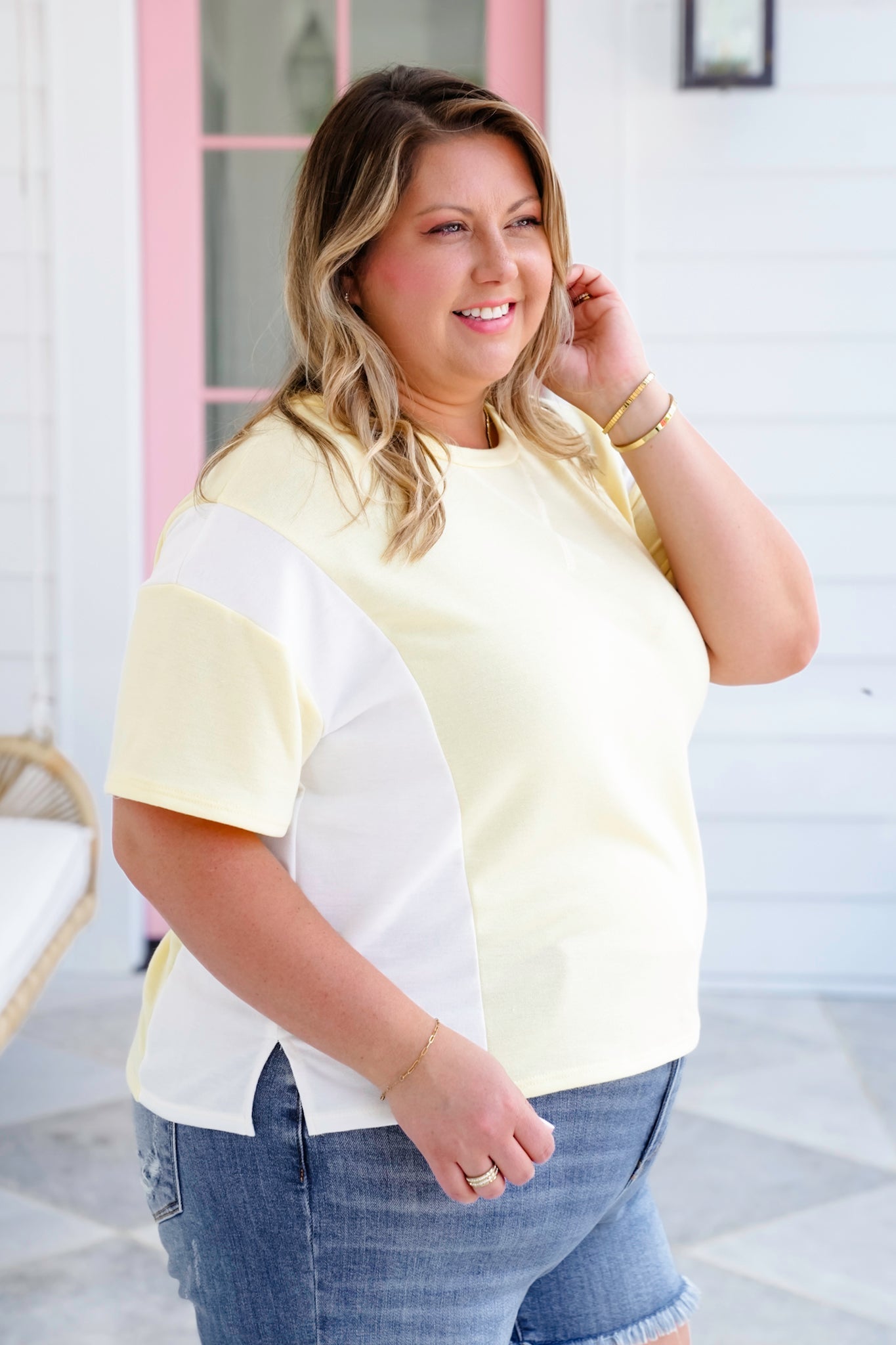 Plus/Reg Color Block Short Sleeve Round Neck Top With Side Slit