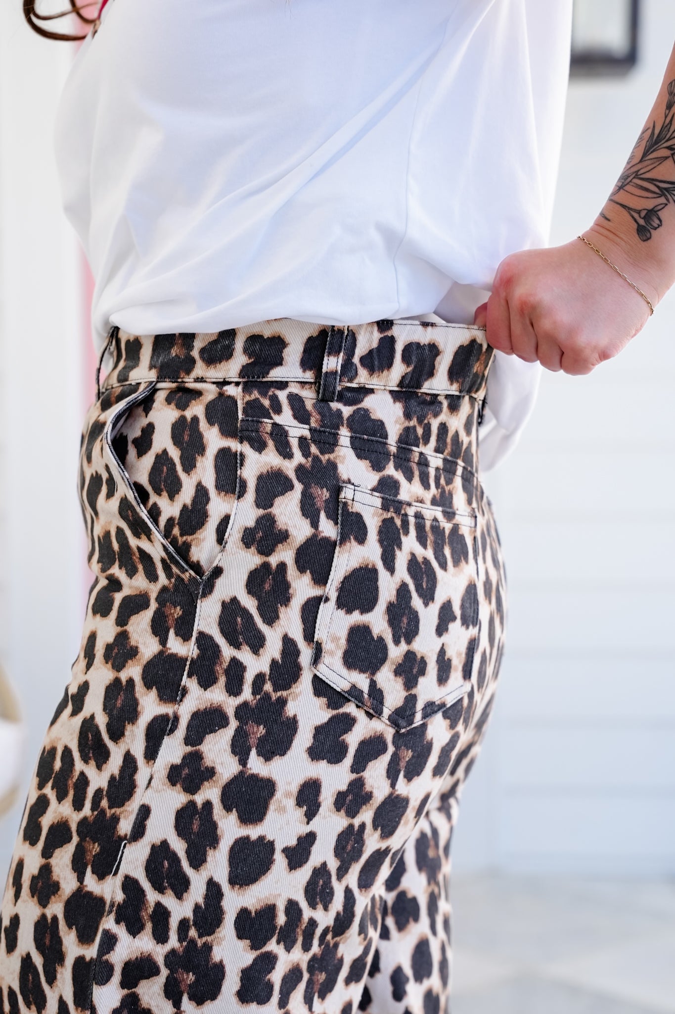 Plus/Reg Leopard Print Denim Wide Adjustable Leg Pants
