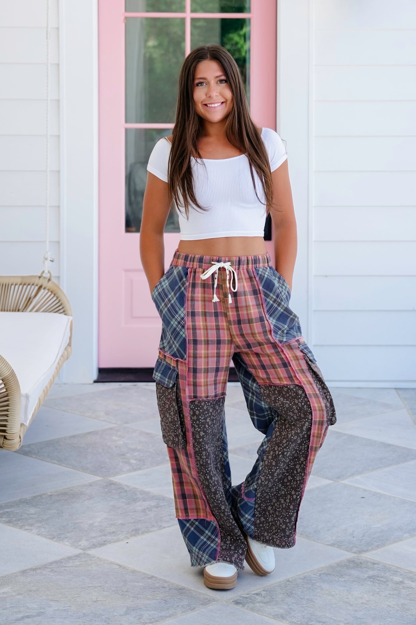 POL Plaid and Floral Elastic Waist Cargo Pants
