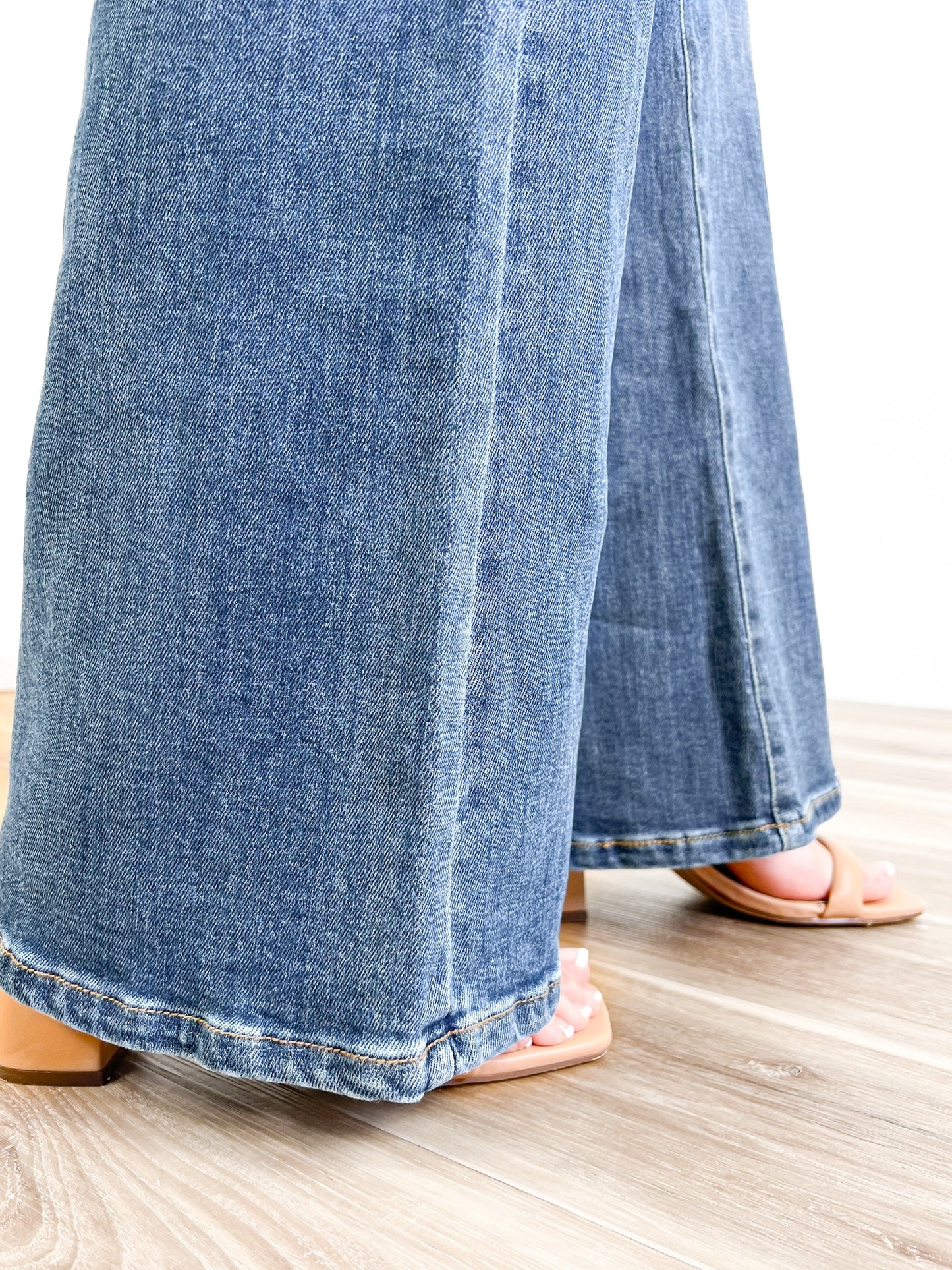 Risen Medium Wash Mid Rise Flap Straight Jeans