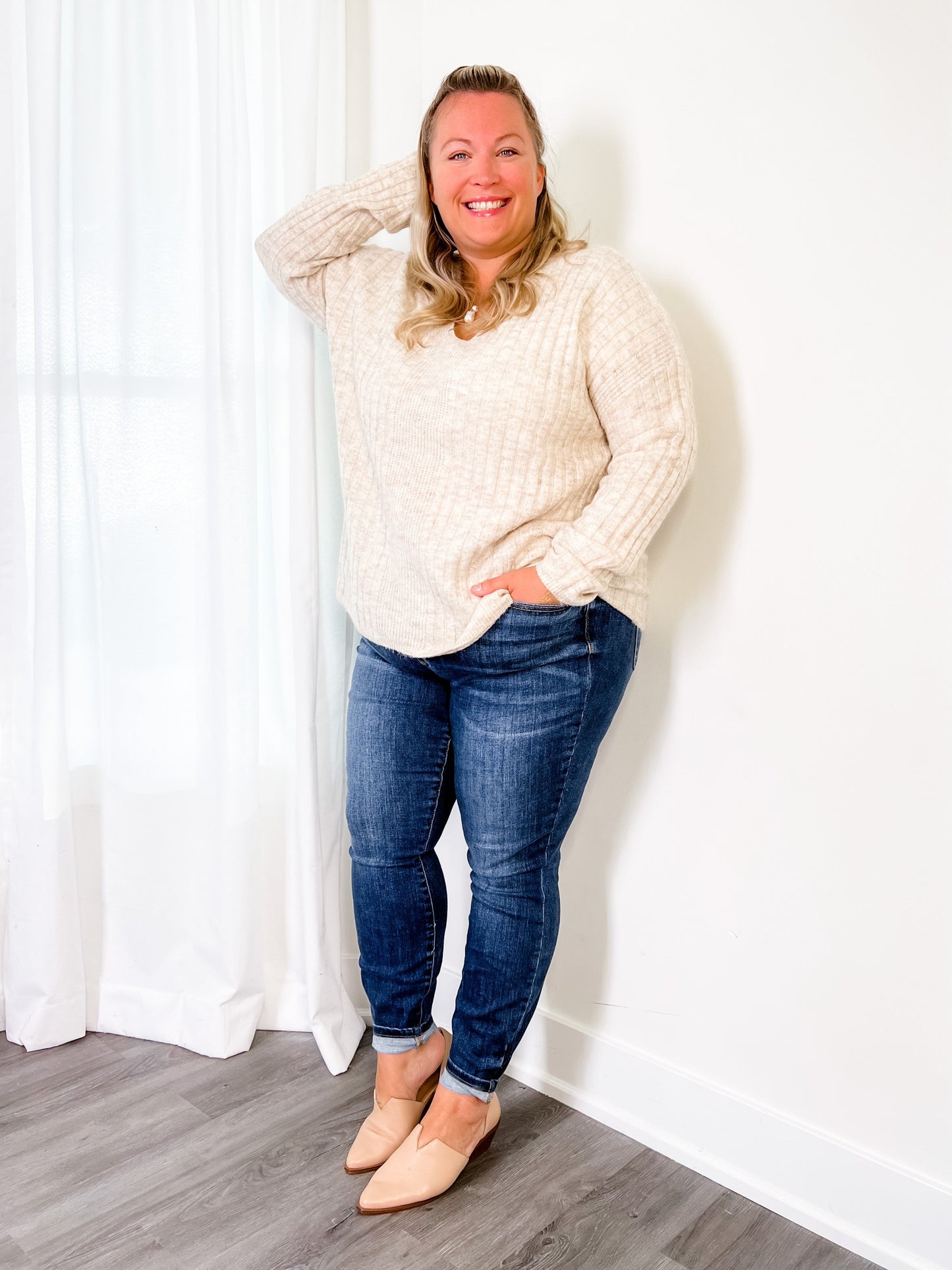 Judy Blue 8 Days A Week Medium Wash Mid Rise Skinny jeans with Handsanding