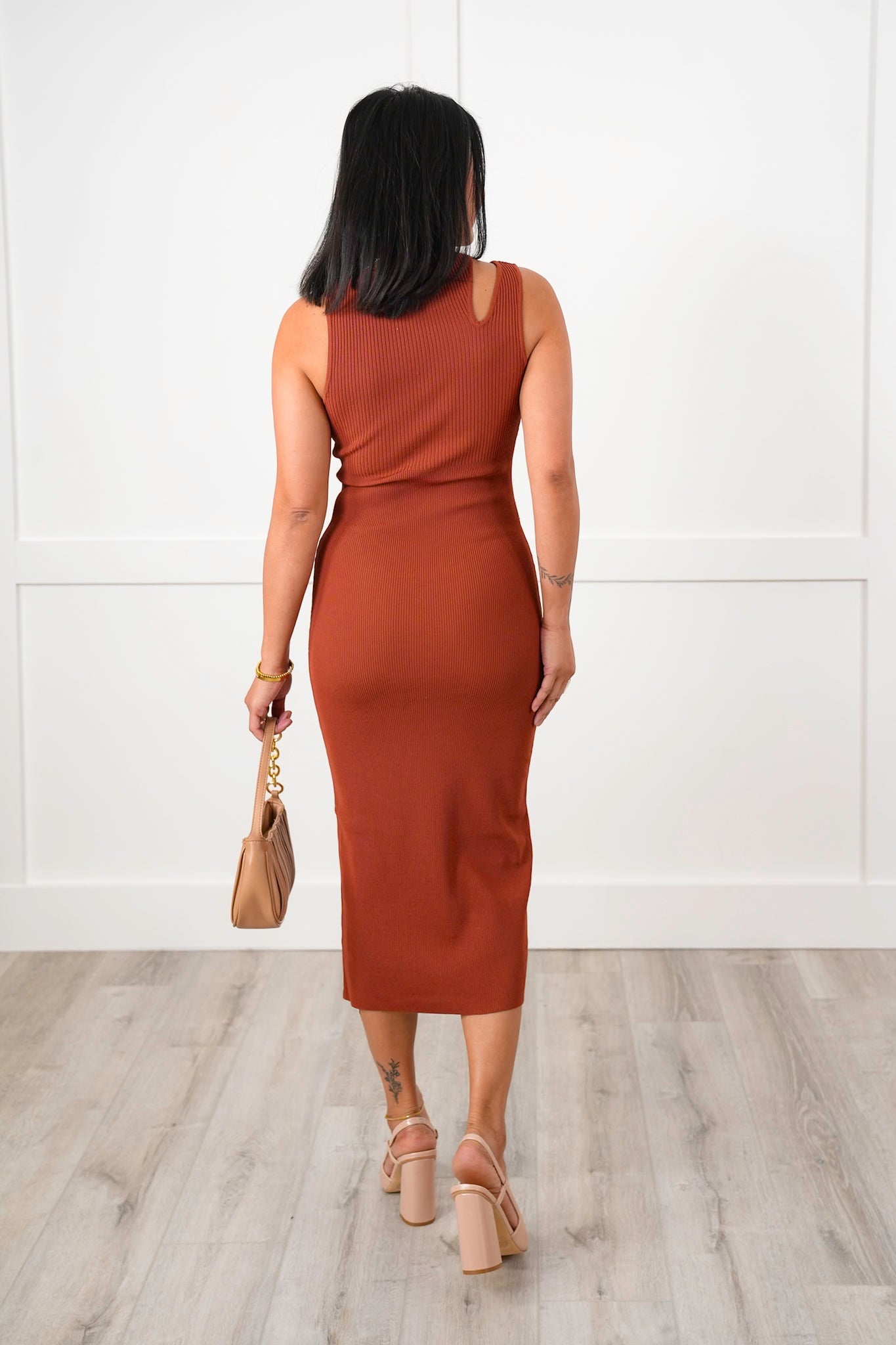Ribbed Knit Sleeveless Midi Dress with Cut Out Detail