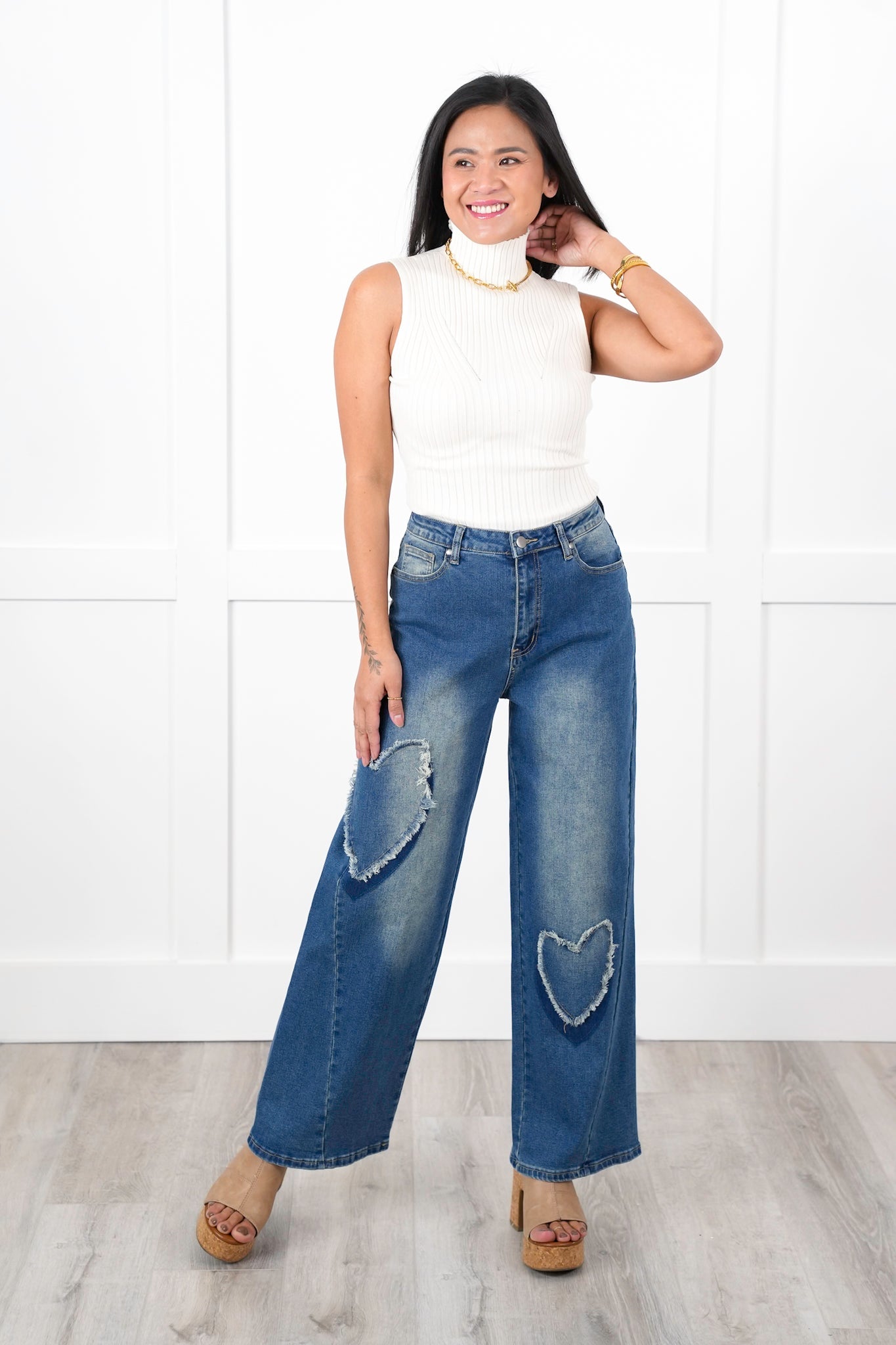 Ribbed Sleeveless Mock Neck Knit Top