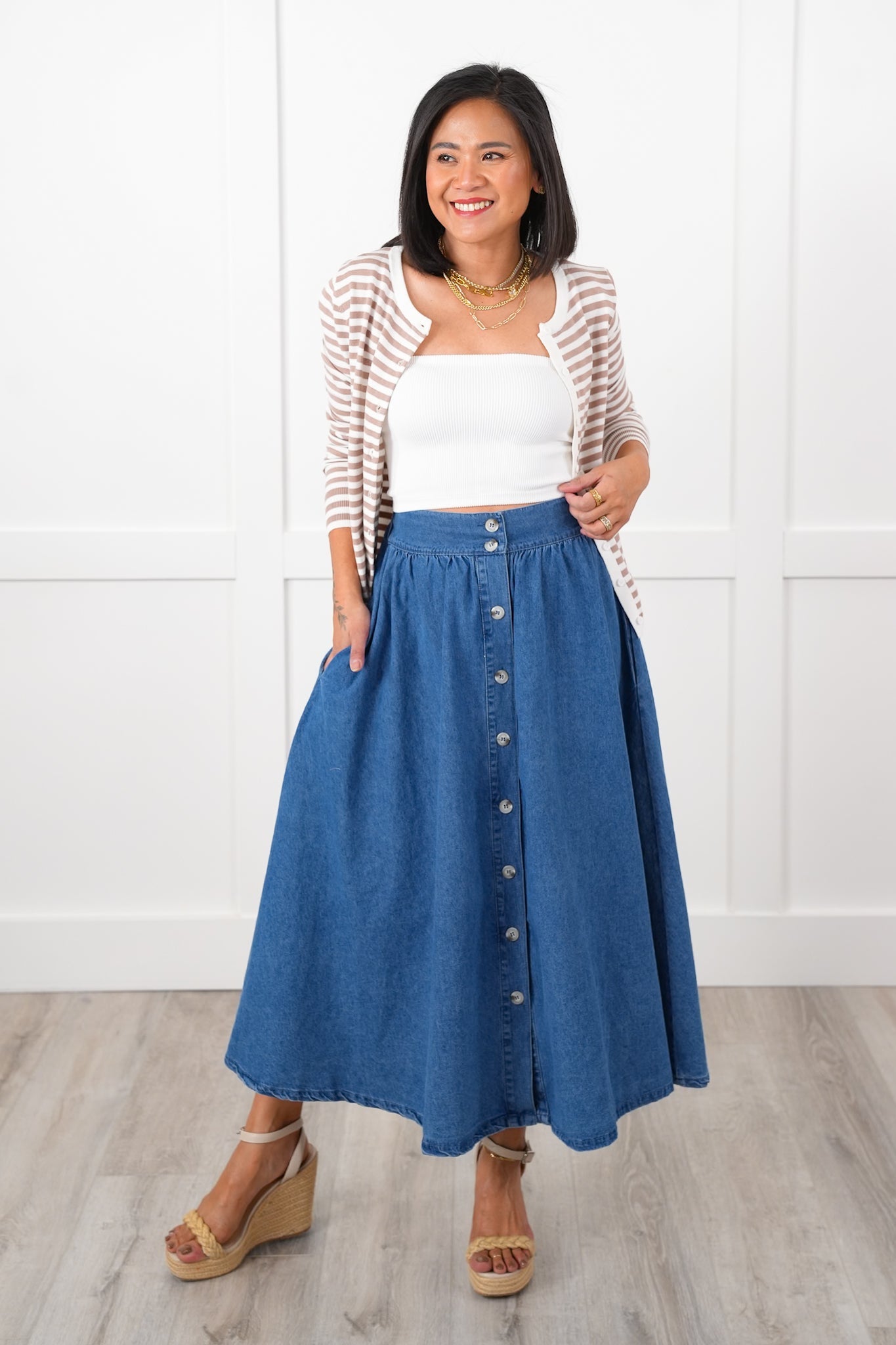 Ribbed Knit Cropped Tube Top with Non Slip Detail