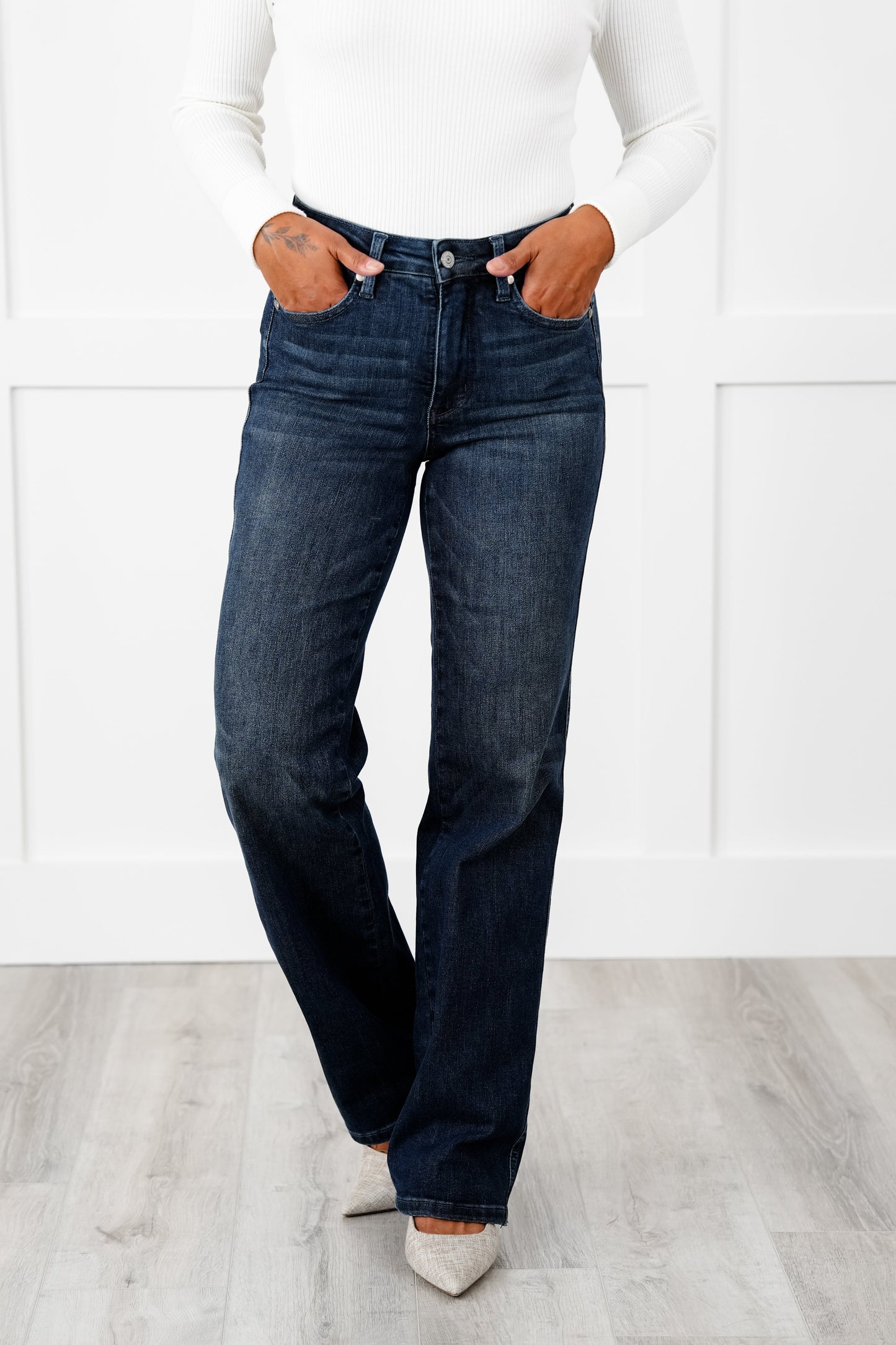 Judy Blue My Obsession Dark Wash Mid Rise Tummy Control Classic Straight Leg Jeans