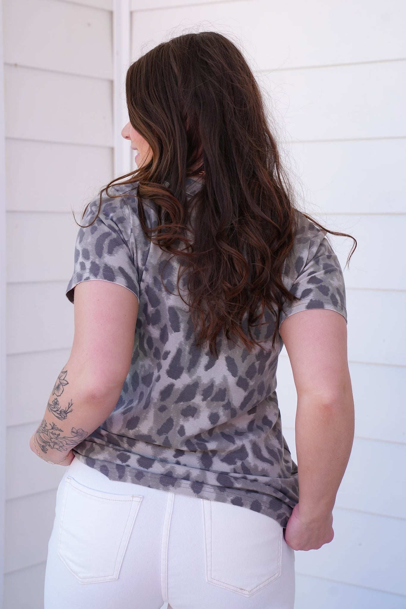 POL Leopard Short Sleeve V Neck Top