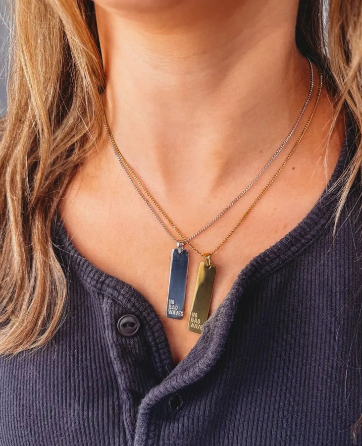 Raising Surfers No Bad Waves Necklace - Freckled Poppy