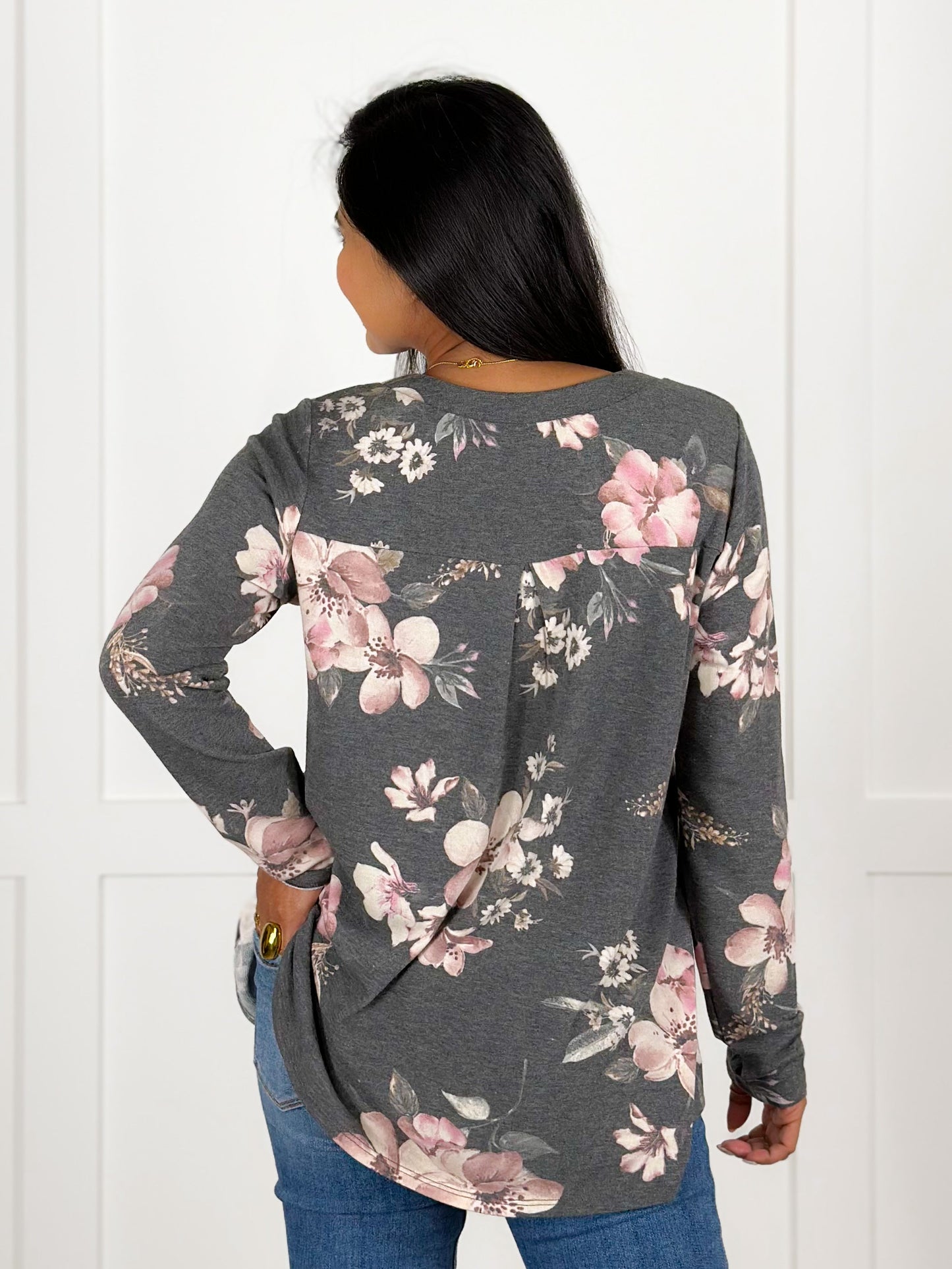 Plus/Reg Floral Print Long Sleeve V Neck Pullover Top