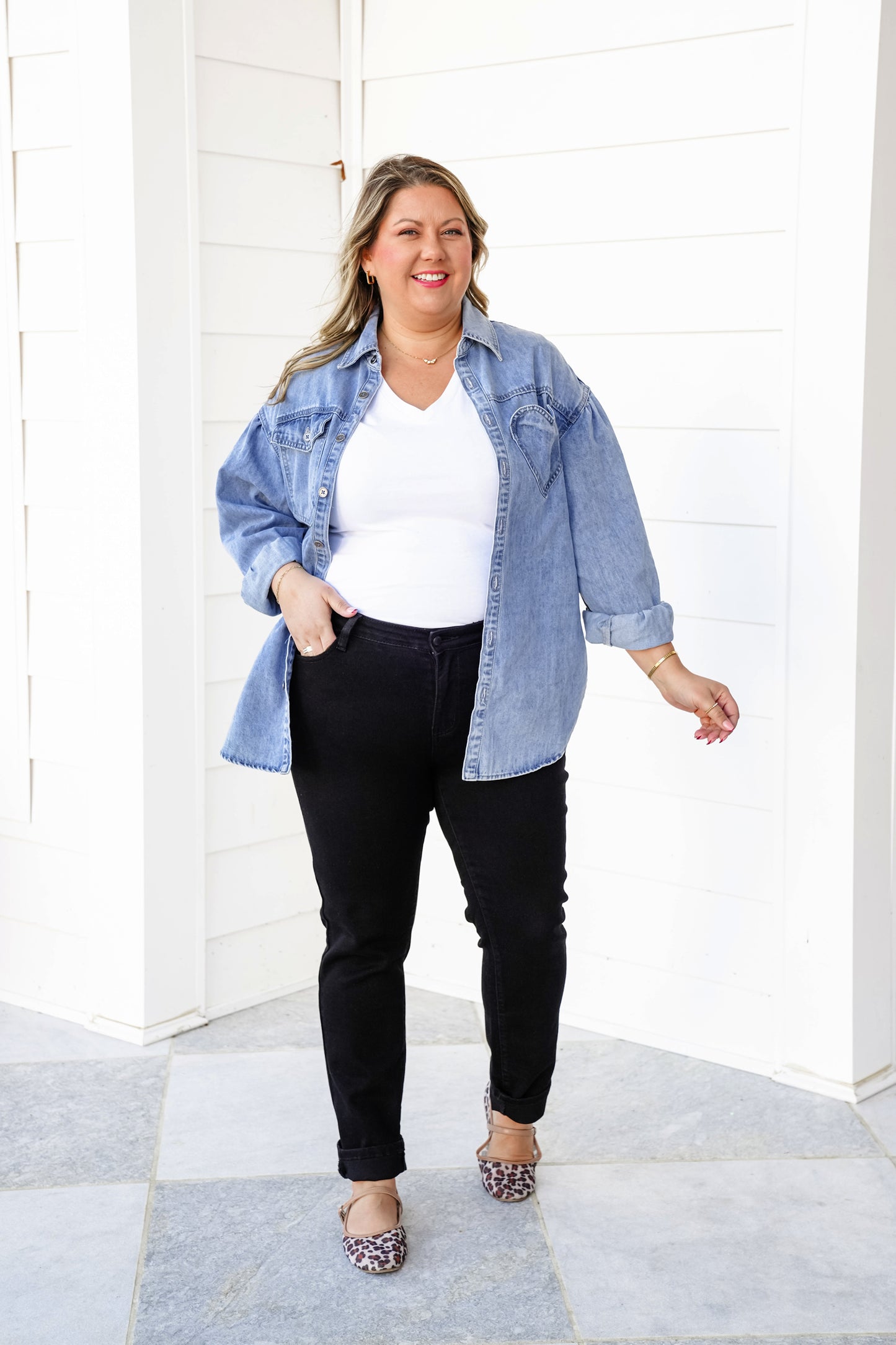 Judy Blue Black Beauty Mid Rise Black Non distressed Slim Fit Jeans