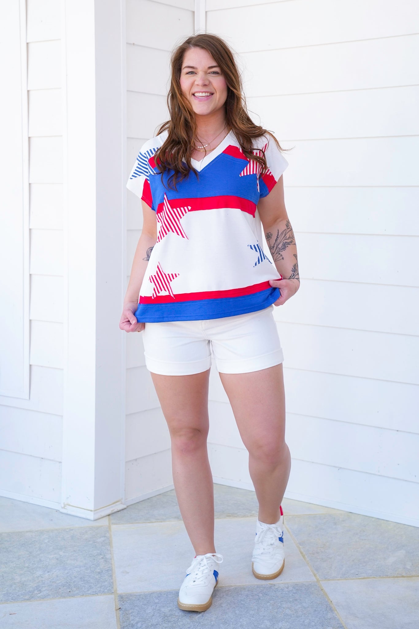 Color Block Short Sleeve V Neck Top with Star Patch Detail