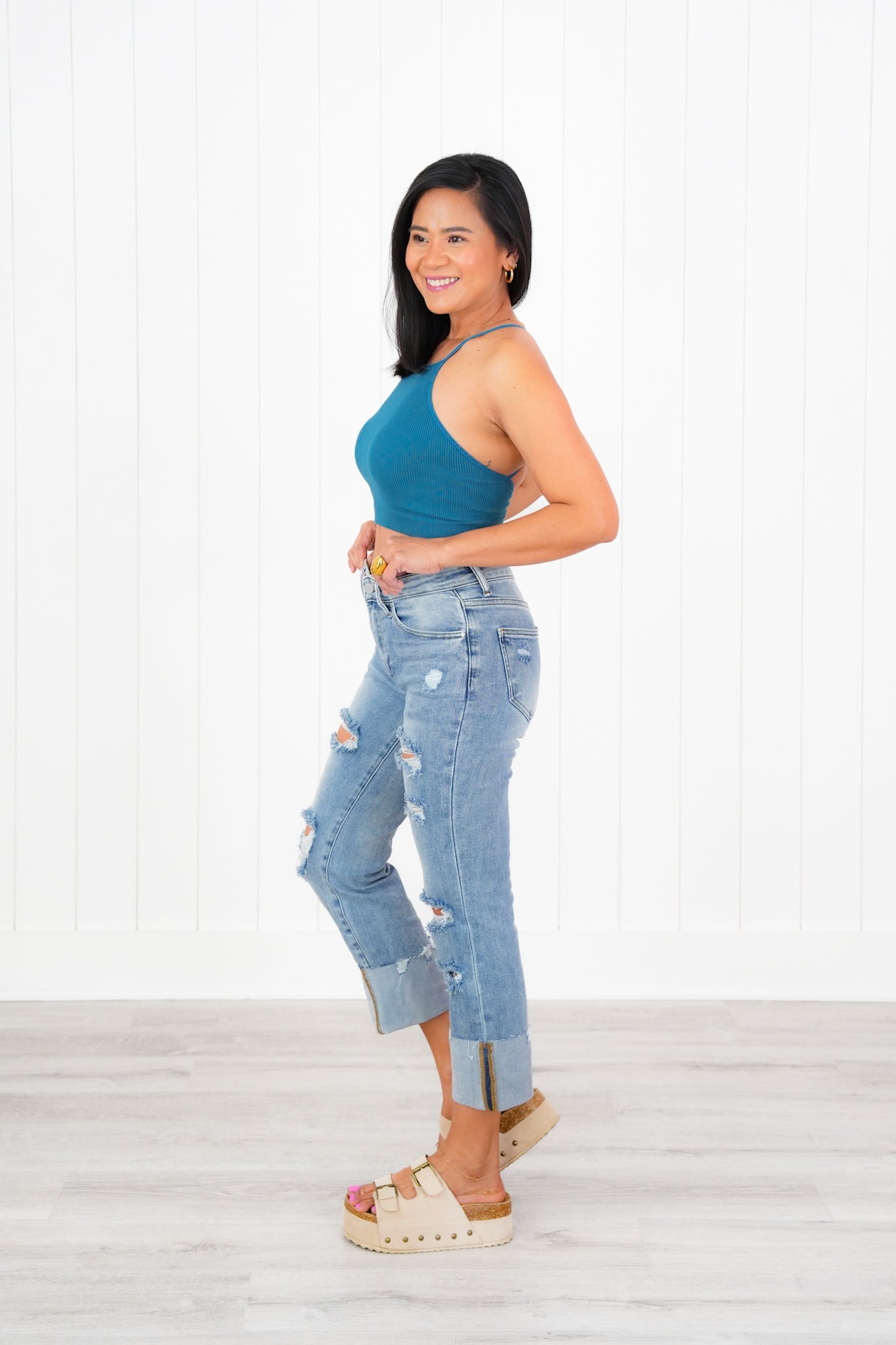 Risen Light Wash Distressed Mid Rise Capris with Cuff