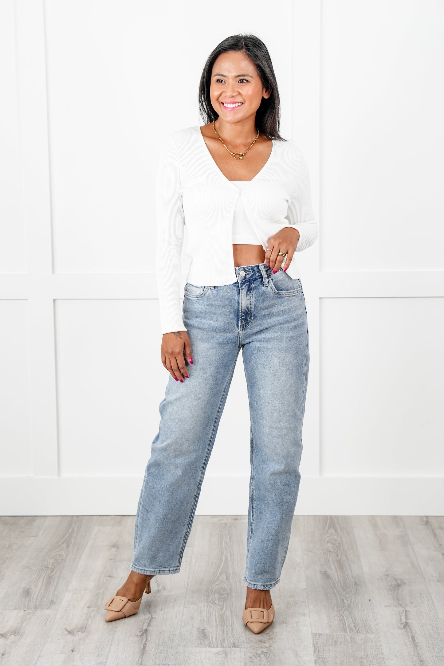Lovervet Give Her a Try Light Wash Barrel Jeans