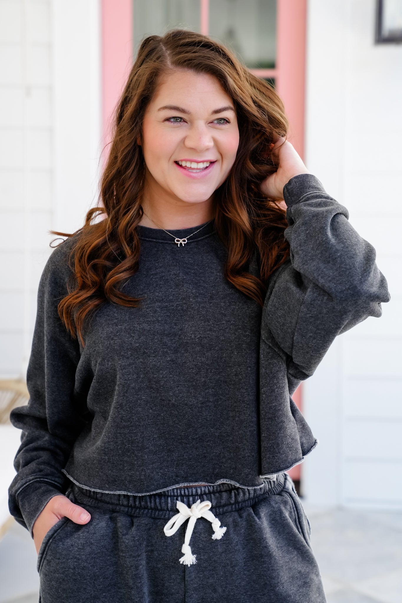 Long Sleeve Crew Neck Cropped Sweatshirt