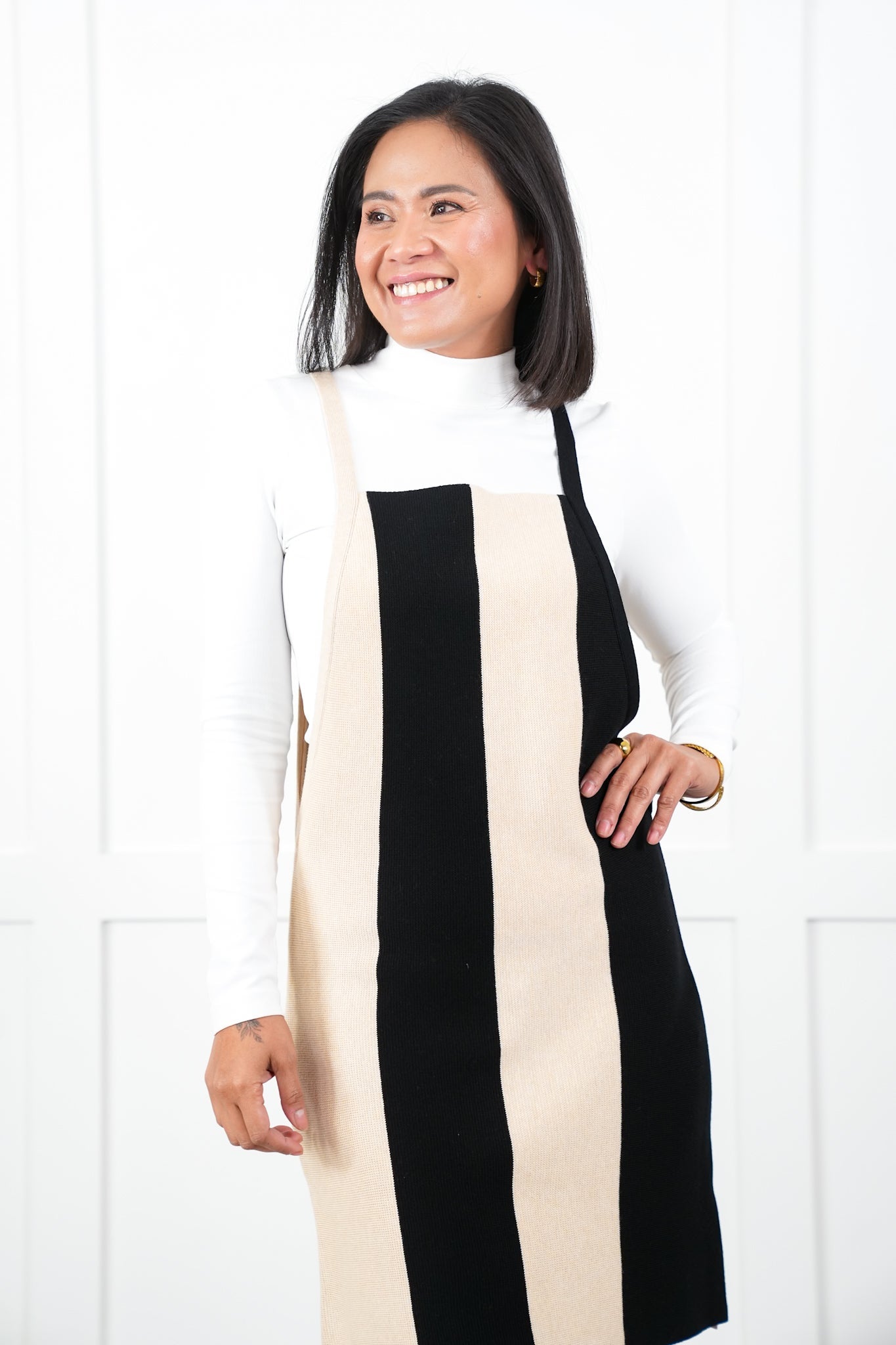 Stripe Sleeveless Knit Sweater Dress with Pockets