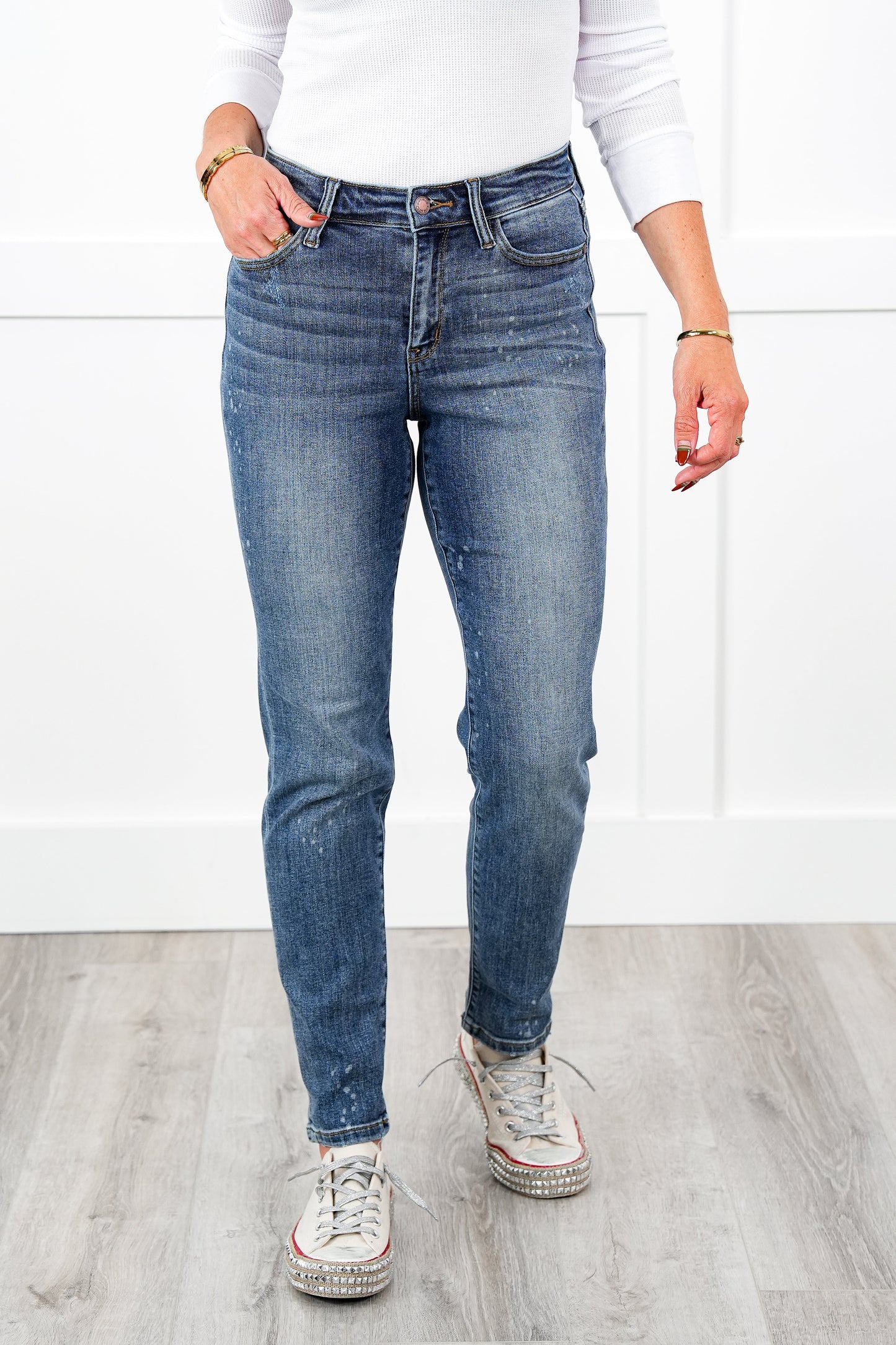 Judy Blue Bethany Bleach Dark Wash High Rise Bleach Splash Boyfriends