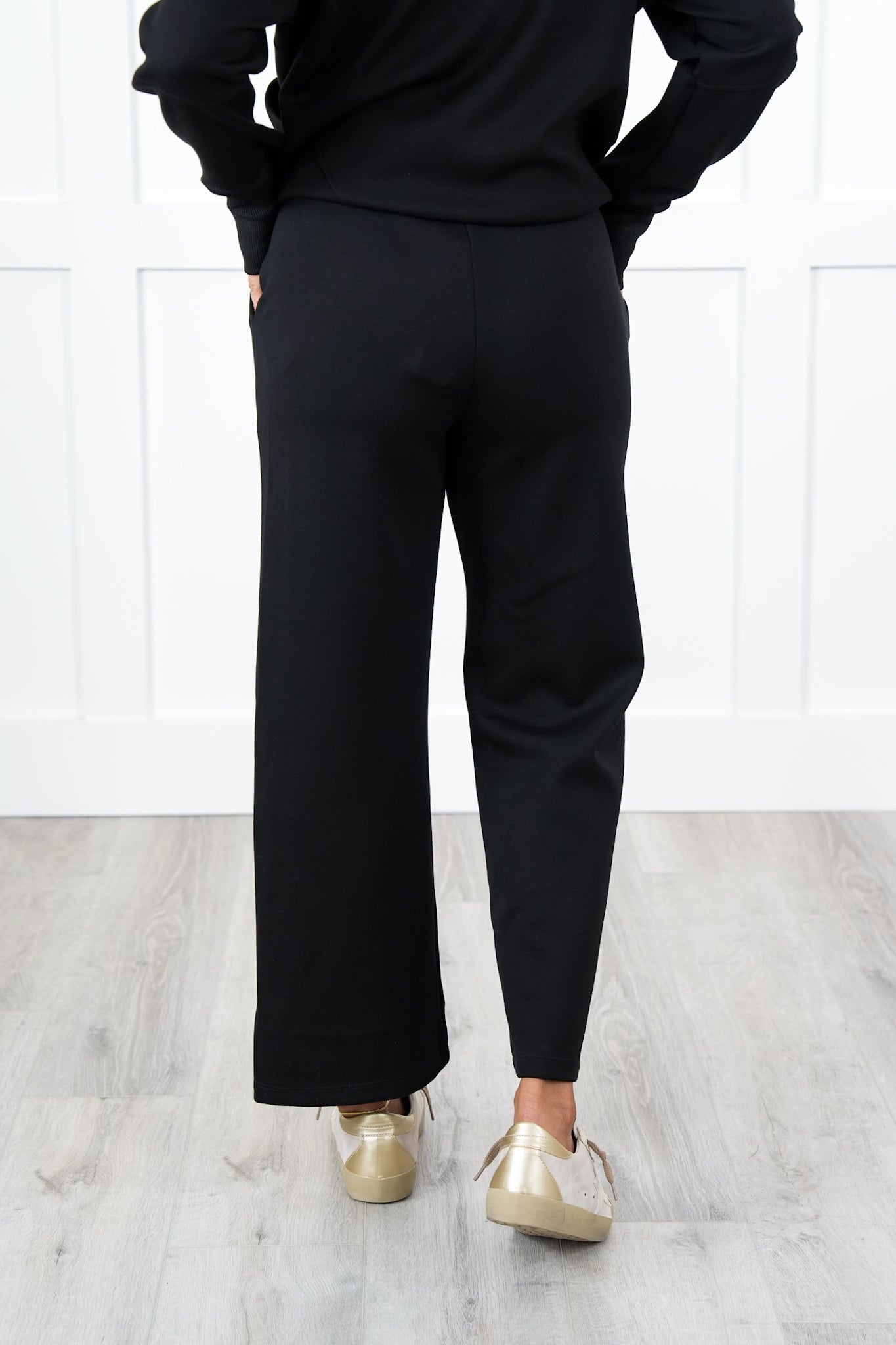 Door Buster! Plus/Reg High Elastic Waist Cropped Pants