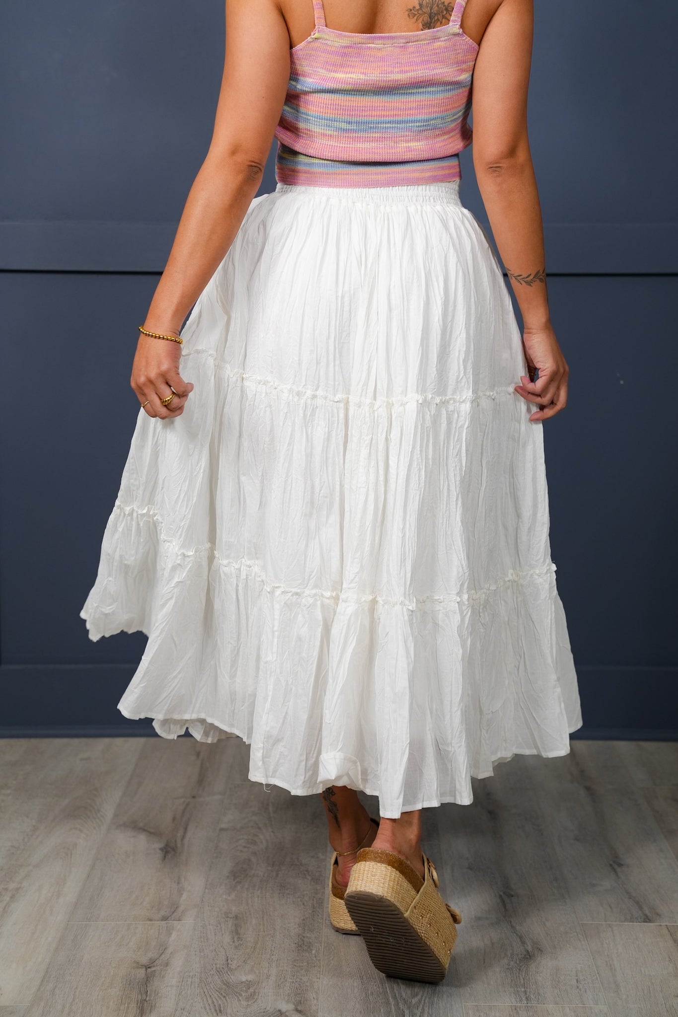 White Crinkle Elastic Waist Tiered Midi Skirt with Side Pockets