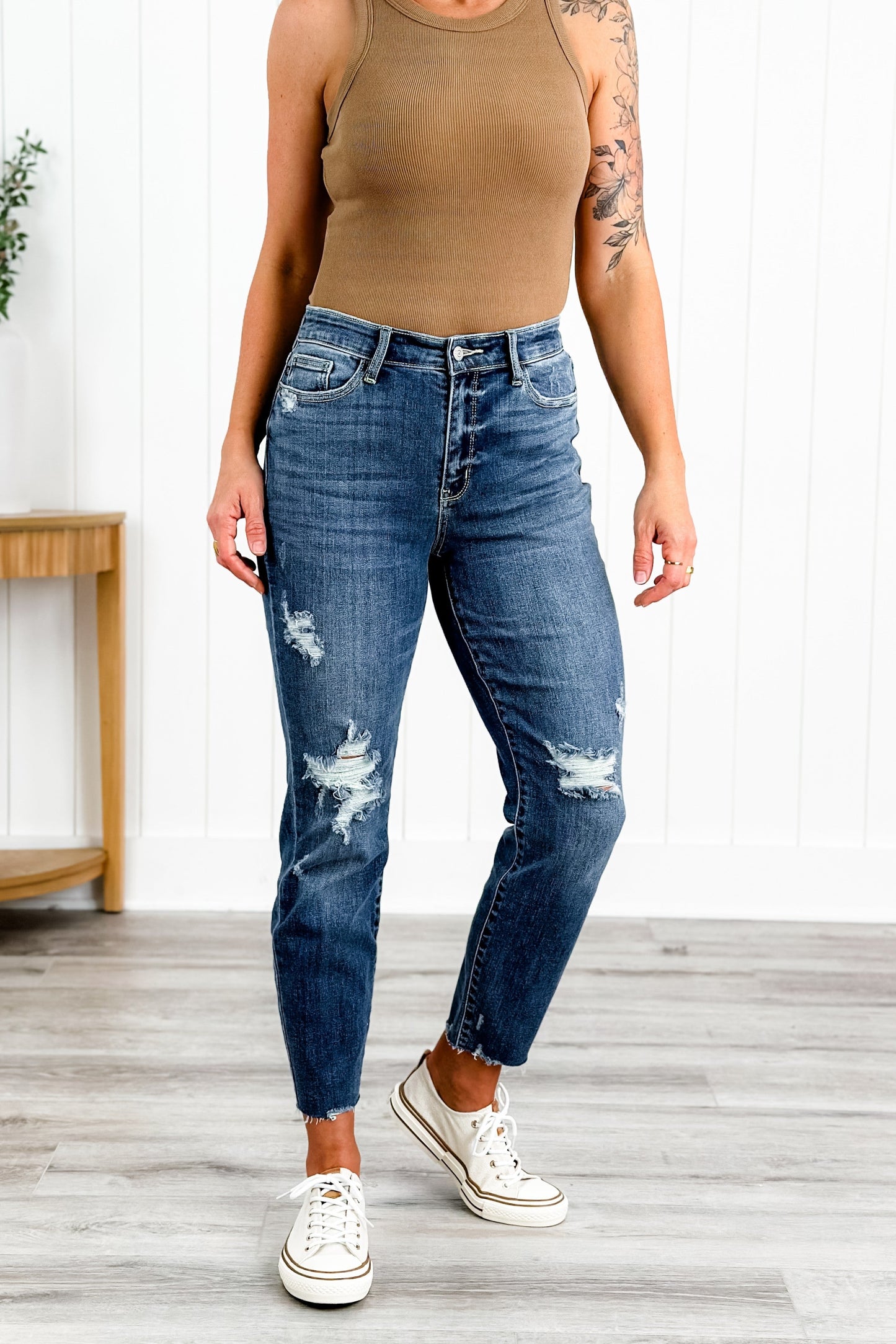 Judy Blue Here Comes The Sun Medium Wash High Rise Distressed Relaxed Fit Jeans