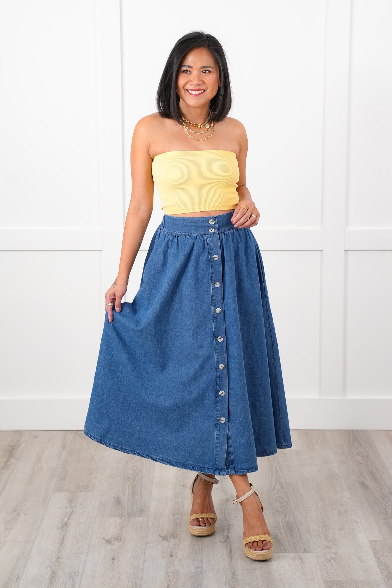 Ribbed Knit Cropped Tube Top with Non Slip Detail