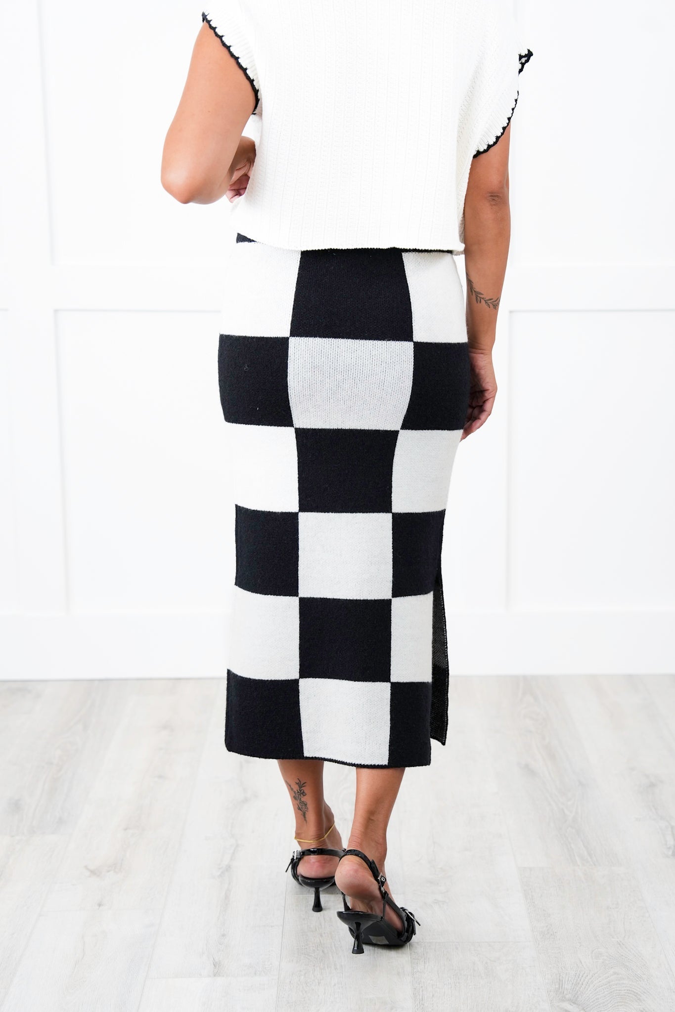 Restock! Plus/Reg Checkered Pencil Midi Sweater Skirt