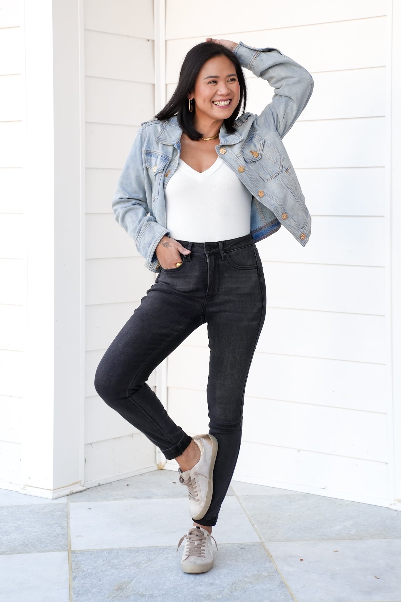 Judy Blue Mid Rise Black Tummy Control Skinny Jeans