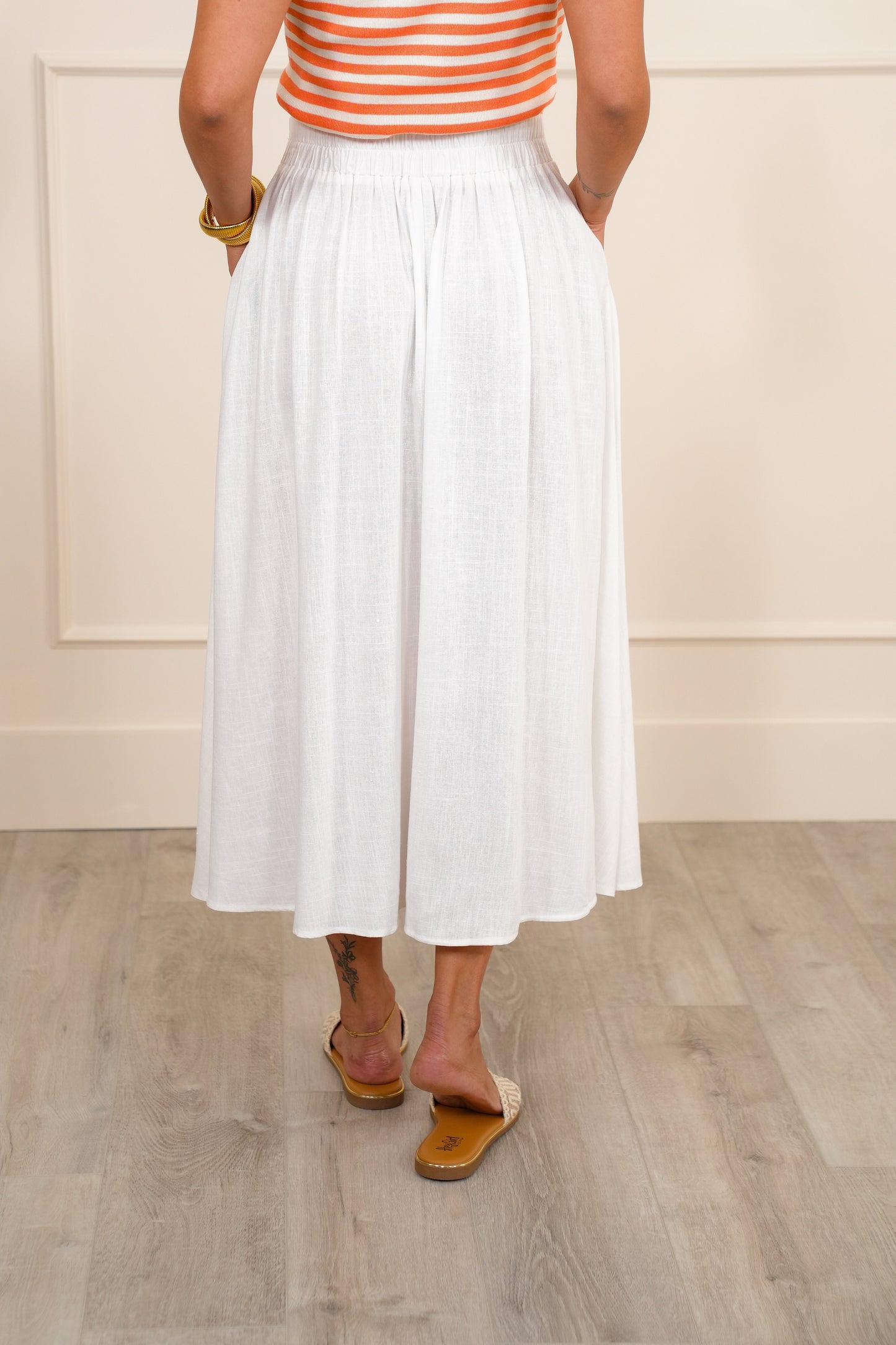 White Front Pleated Midi Skirt with Side Pockets