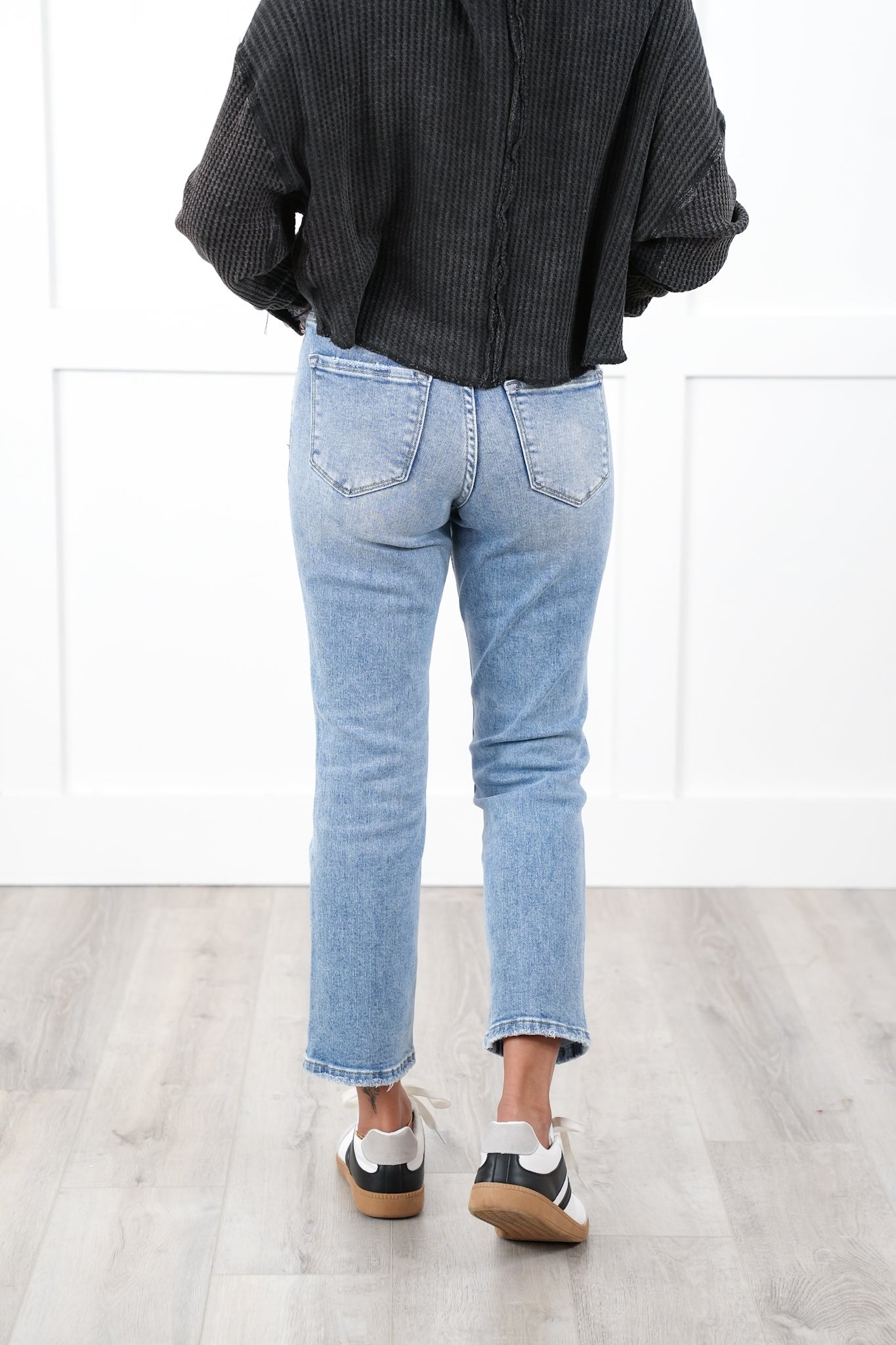 Lovervet High Rise Light Wash Cropped Straight Leg Jeans