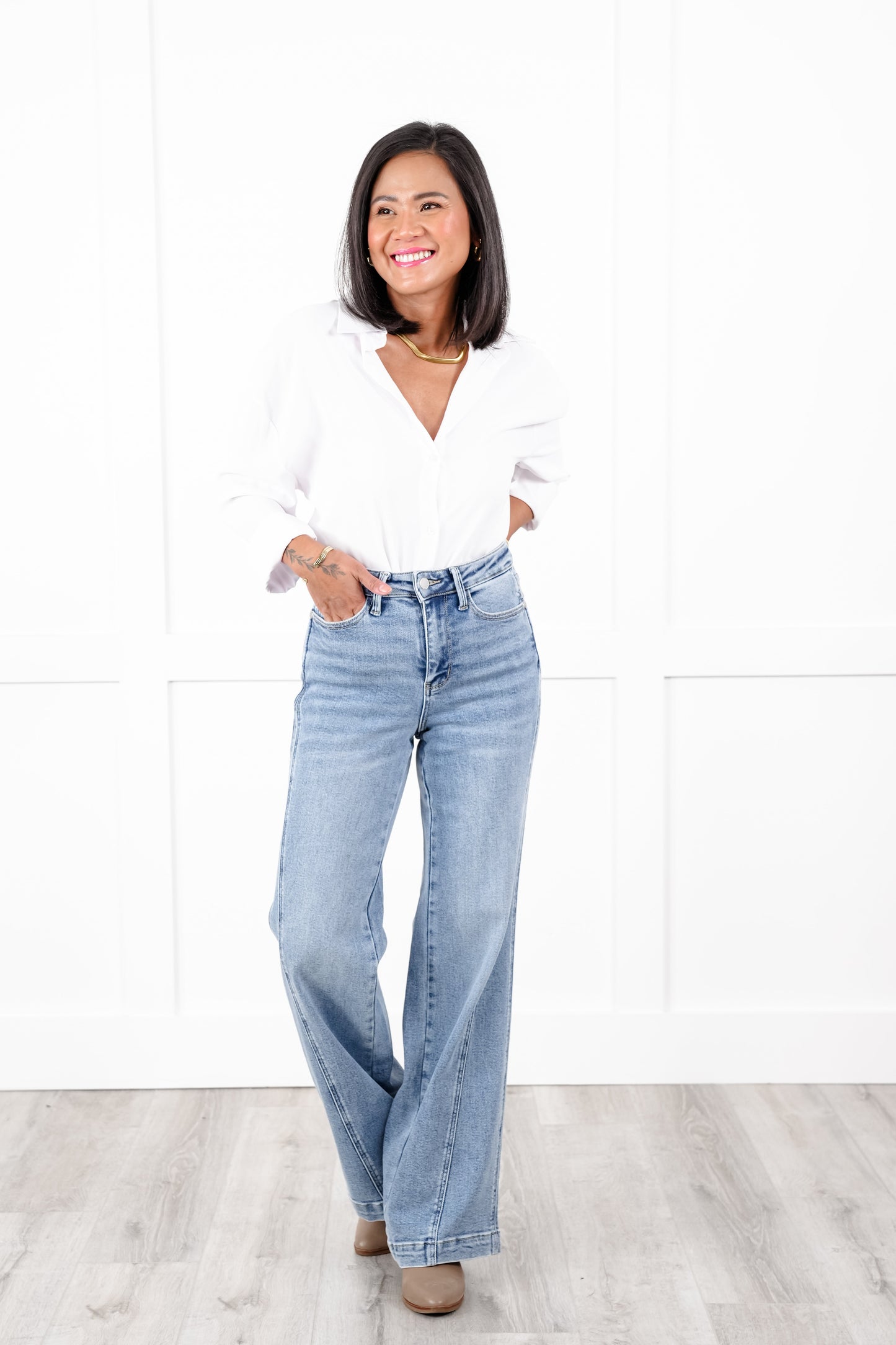 Judy Blue High Rise Medium Wash Retro Wide Leg Jeans with Side Seam Detail