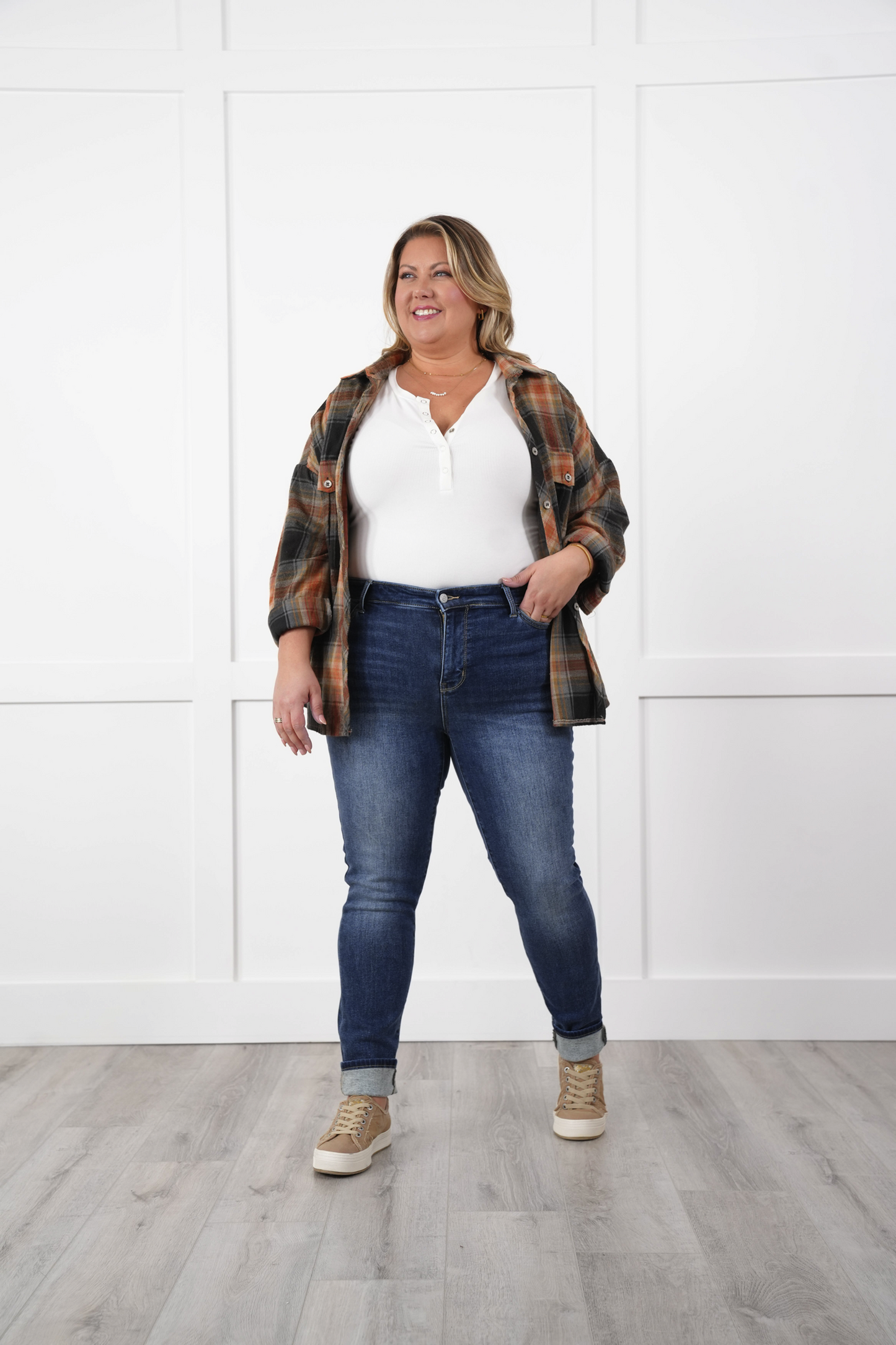 Judy Blue Vail Mid Rise Dark Wash Thermal Skinny Jeans