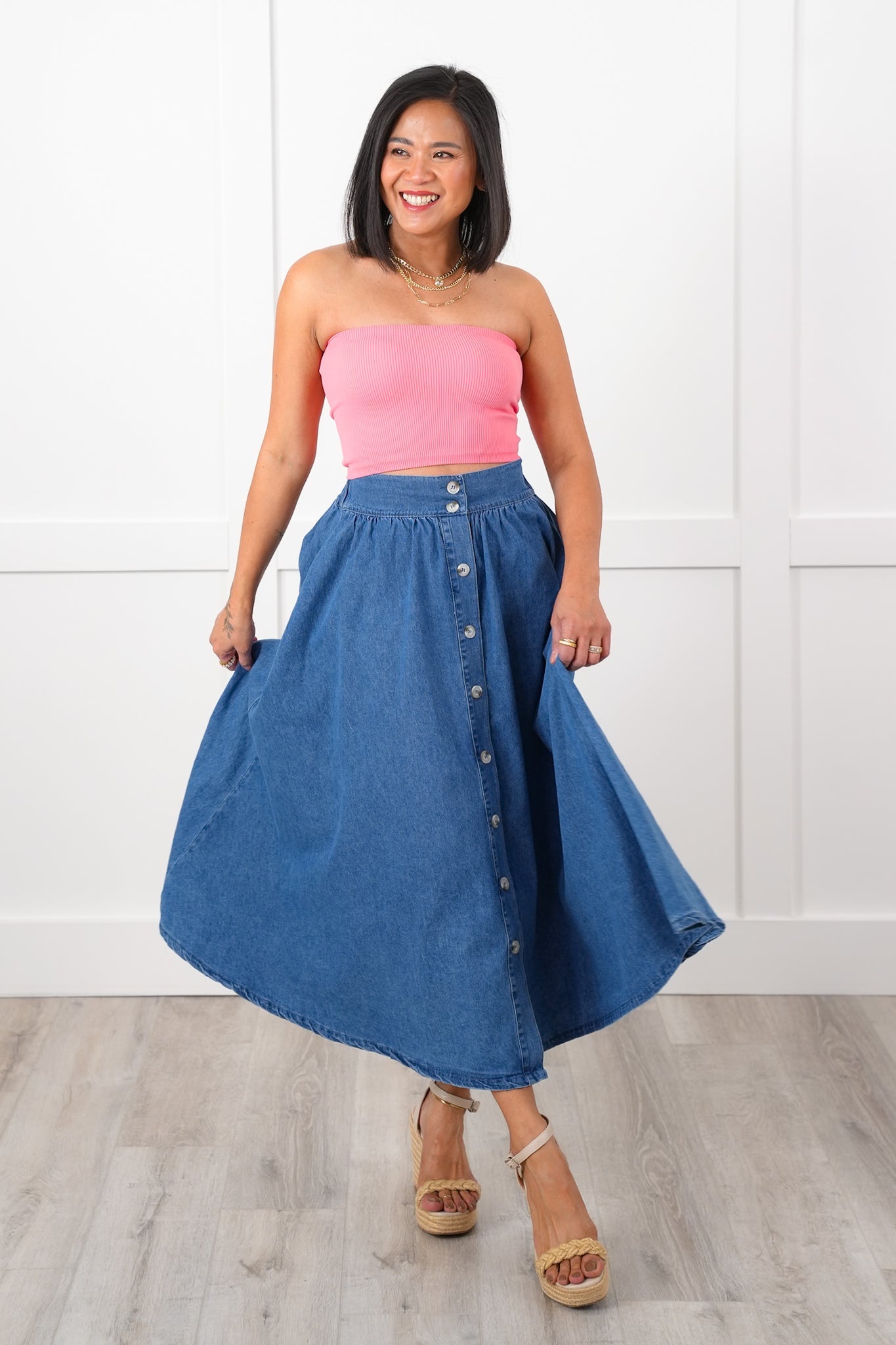 Ribbed Knit Cropped Tube Top with Non Slip Detail
