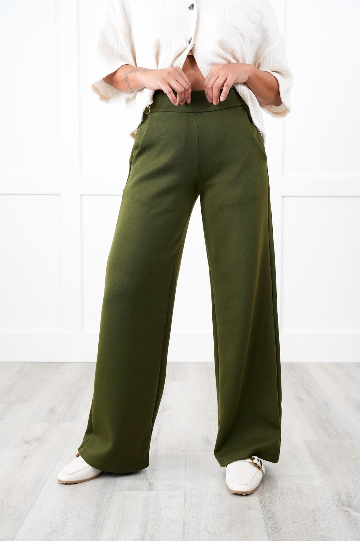Door Buster!! Plus/Reg Solid Knit Straight Leg Pull On Pants