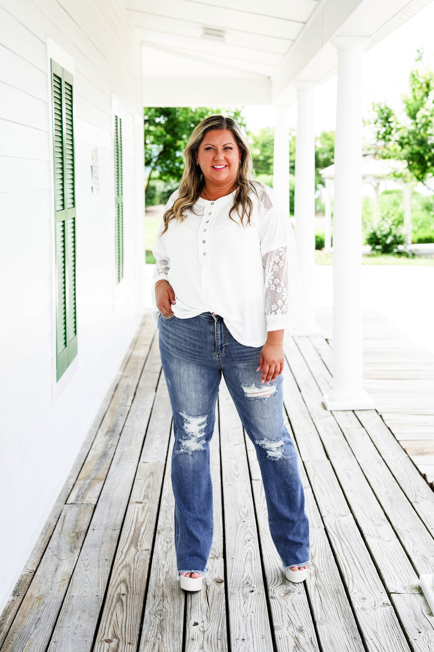 Judy Blue Honey Pie High Rise Medium Wash Distressed Frayed Hem Bootcut Jeans