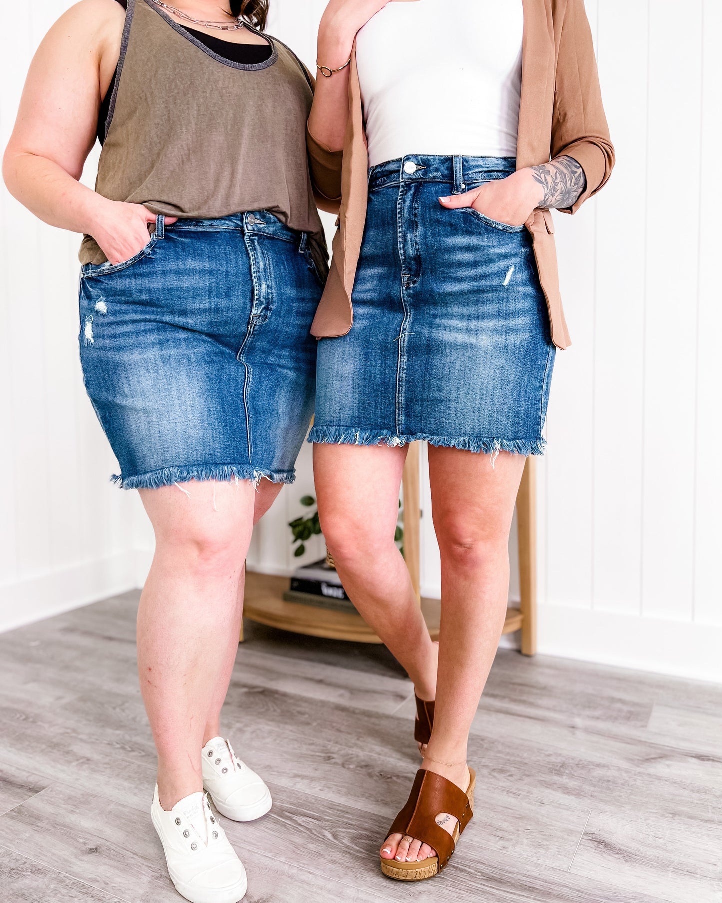 Plus/Reg Medium Wash High Rise Mini Skirt