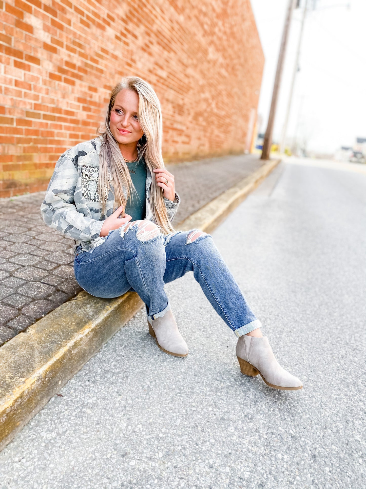 Judy Blue Yoda Best Distressed Boyfriend Jeans