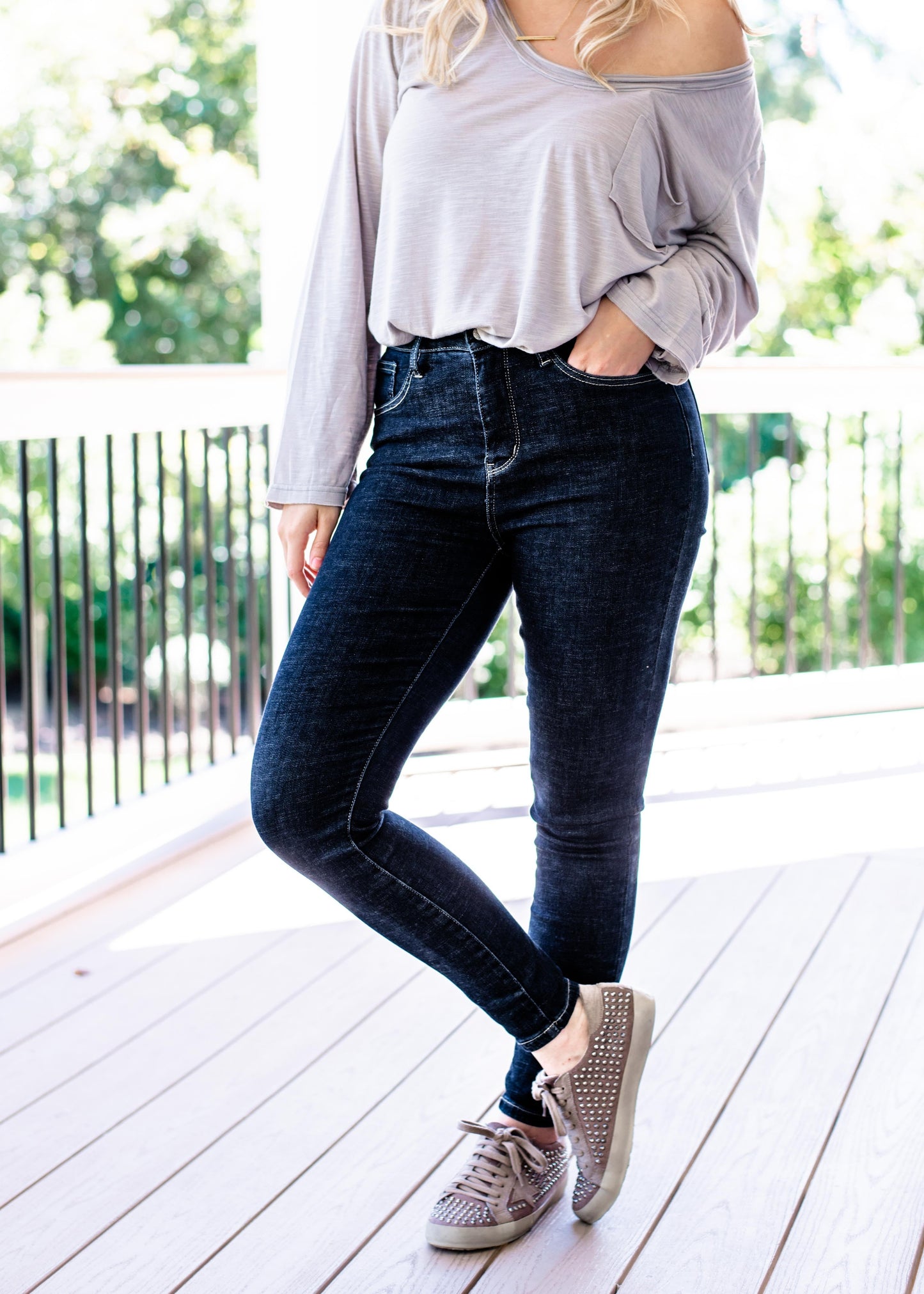 Judy Blue Tummy Control Suck it up Buttercup Dark Wash Skinny Jeans