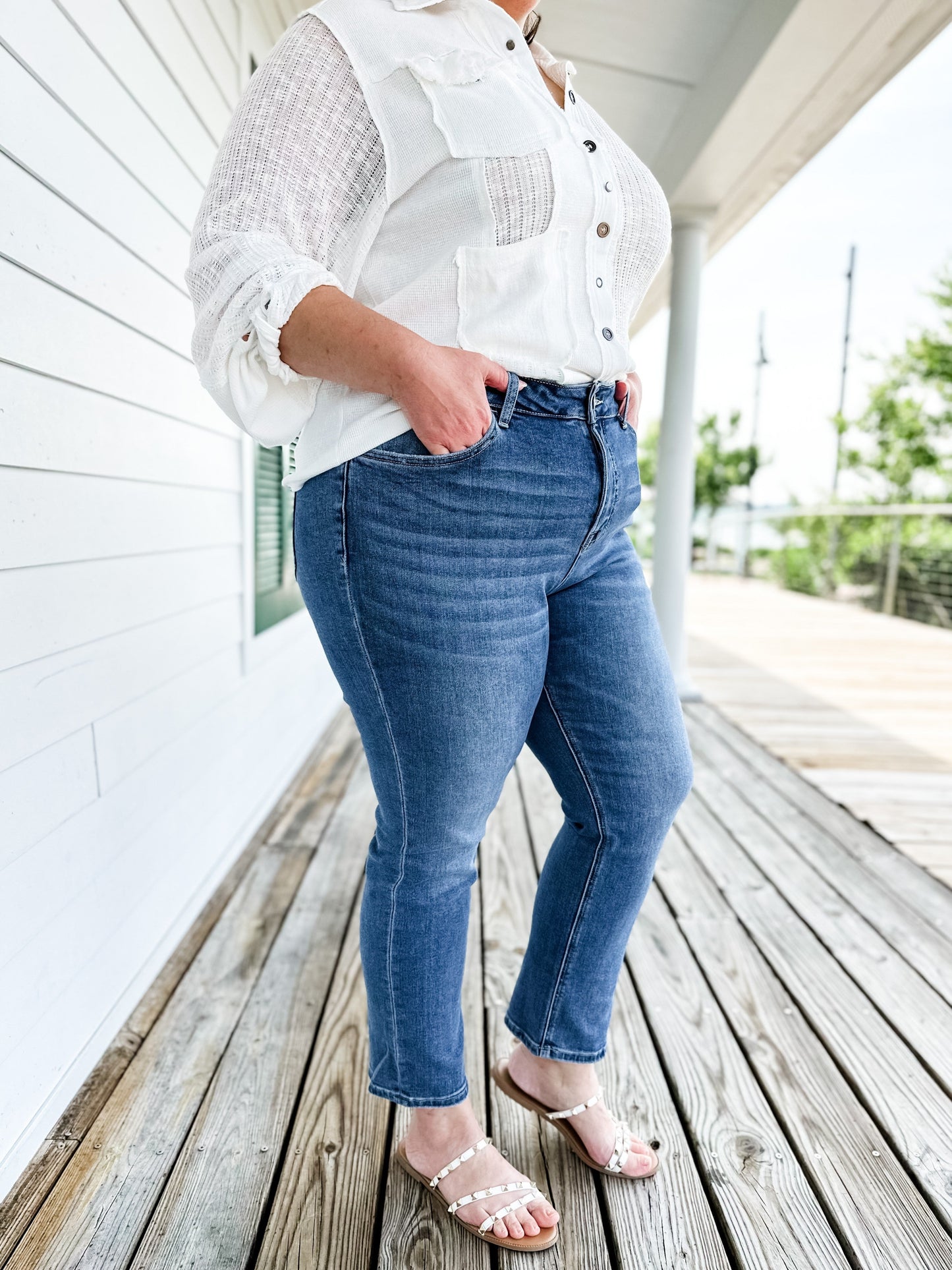 Vervet Mid Rise Slim Ankle Non Distressed Straight Leg Jeans