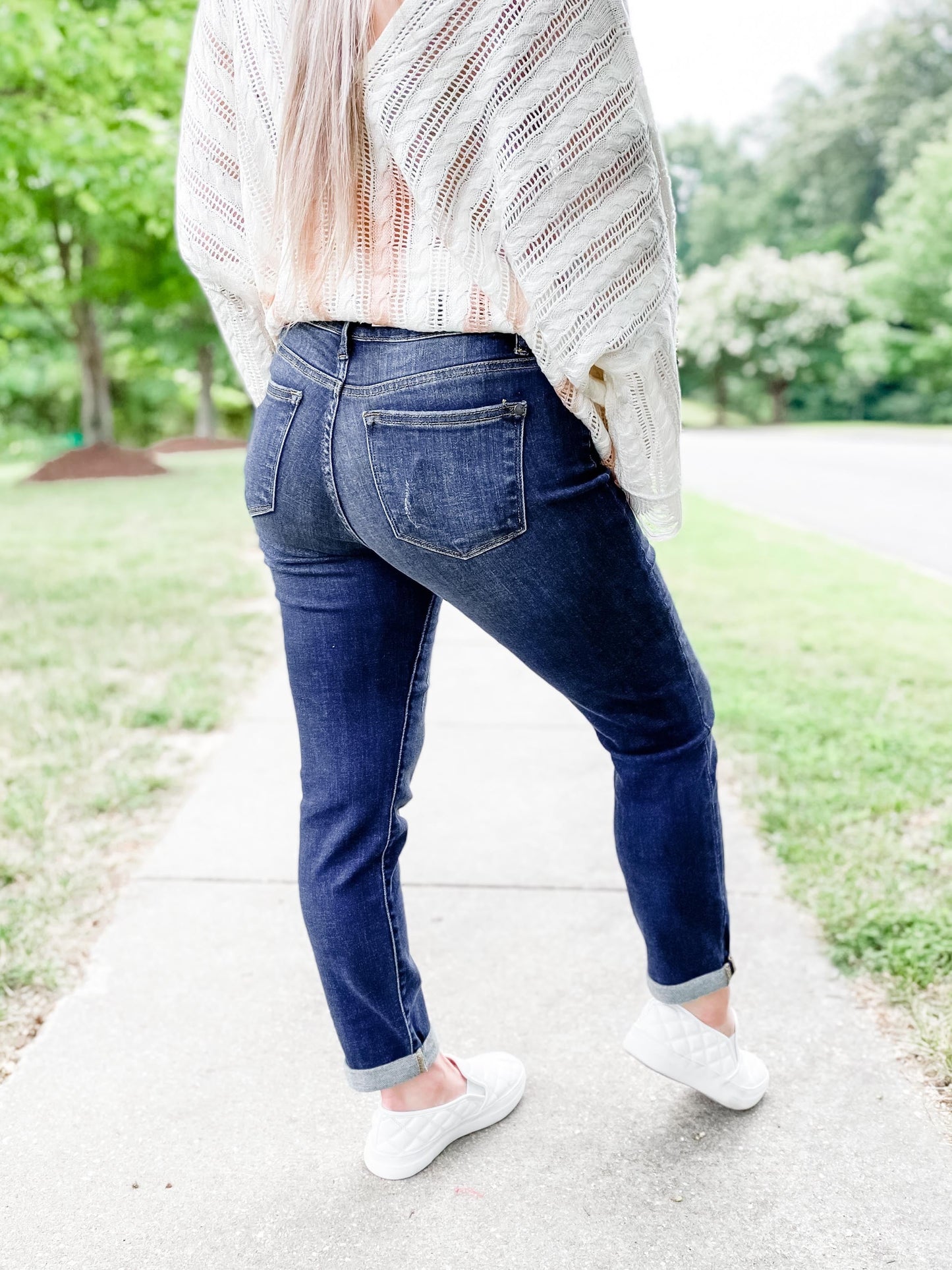 BEST SELLER!! Judy Blue Dark Tapered Slim Fit Jeans 2.0 NON-DISTRESSED