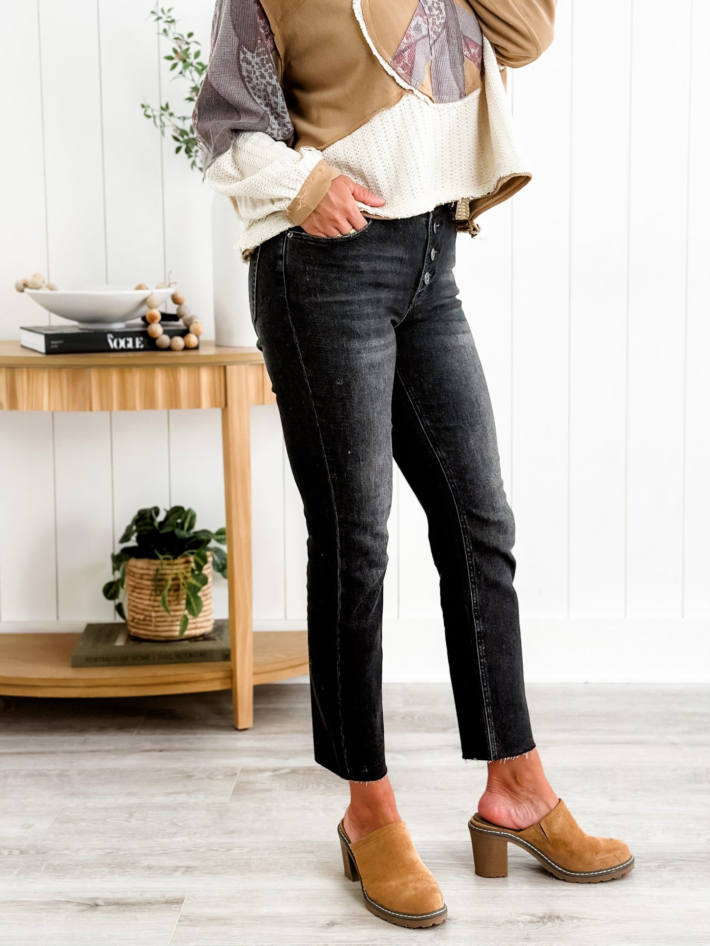 Risen Black Mid Rise Button Fly Relaxed Fit Skinny Jeans